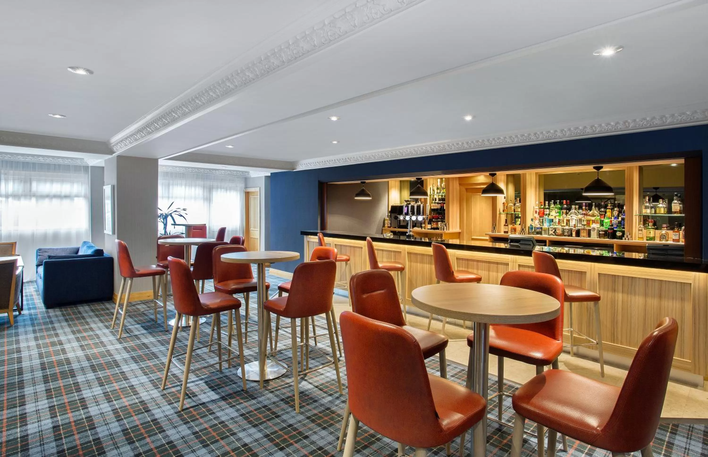 Lounge or bar in Leonardo Hotel Inverness