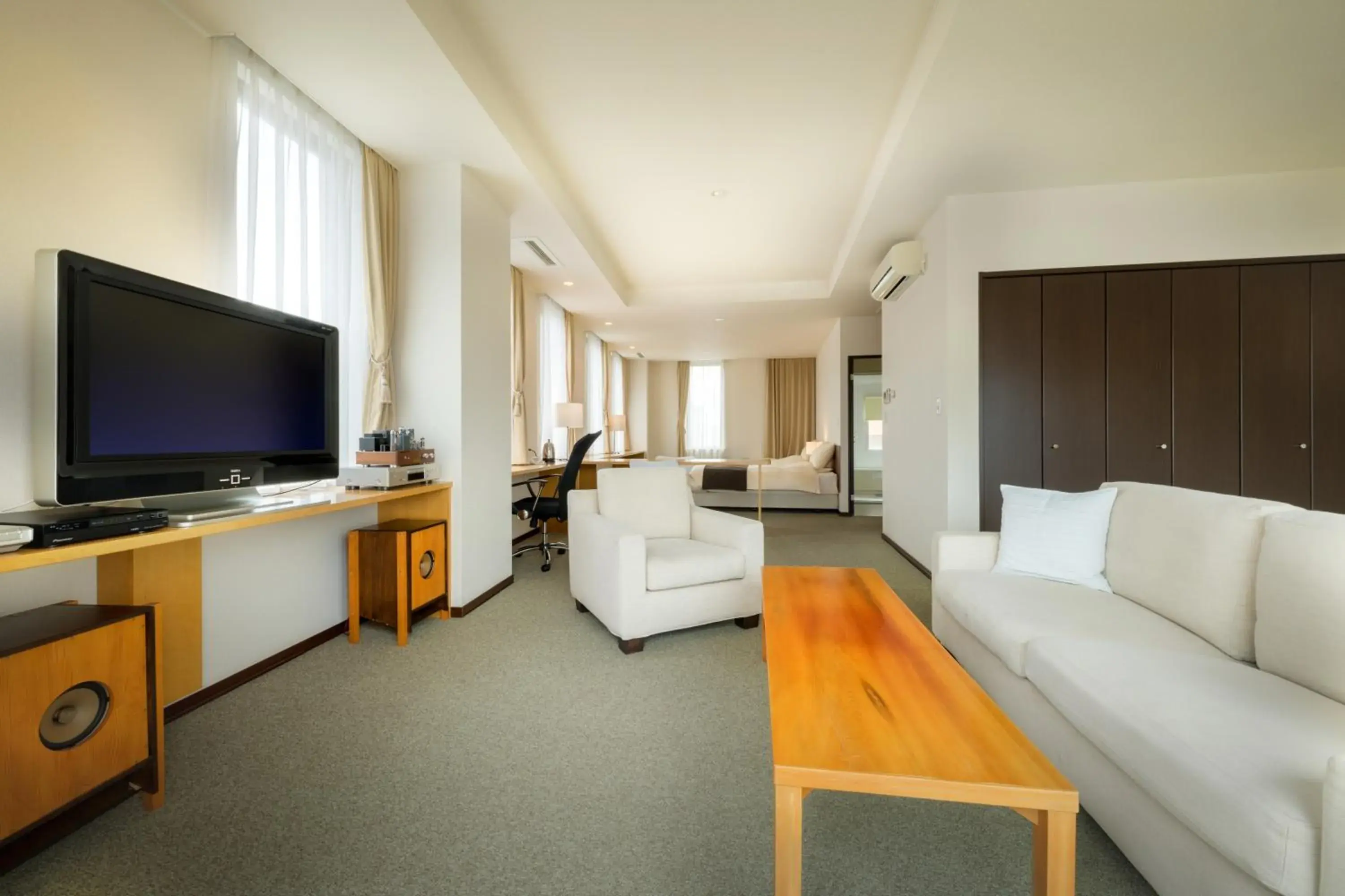 Junior Suite in Villa Concordia Resort & Spa Junior Suite in Villa Concordia Resort & Spa