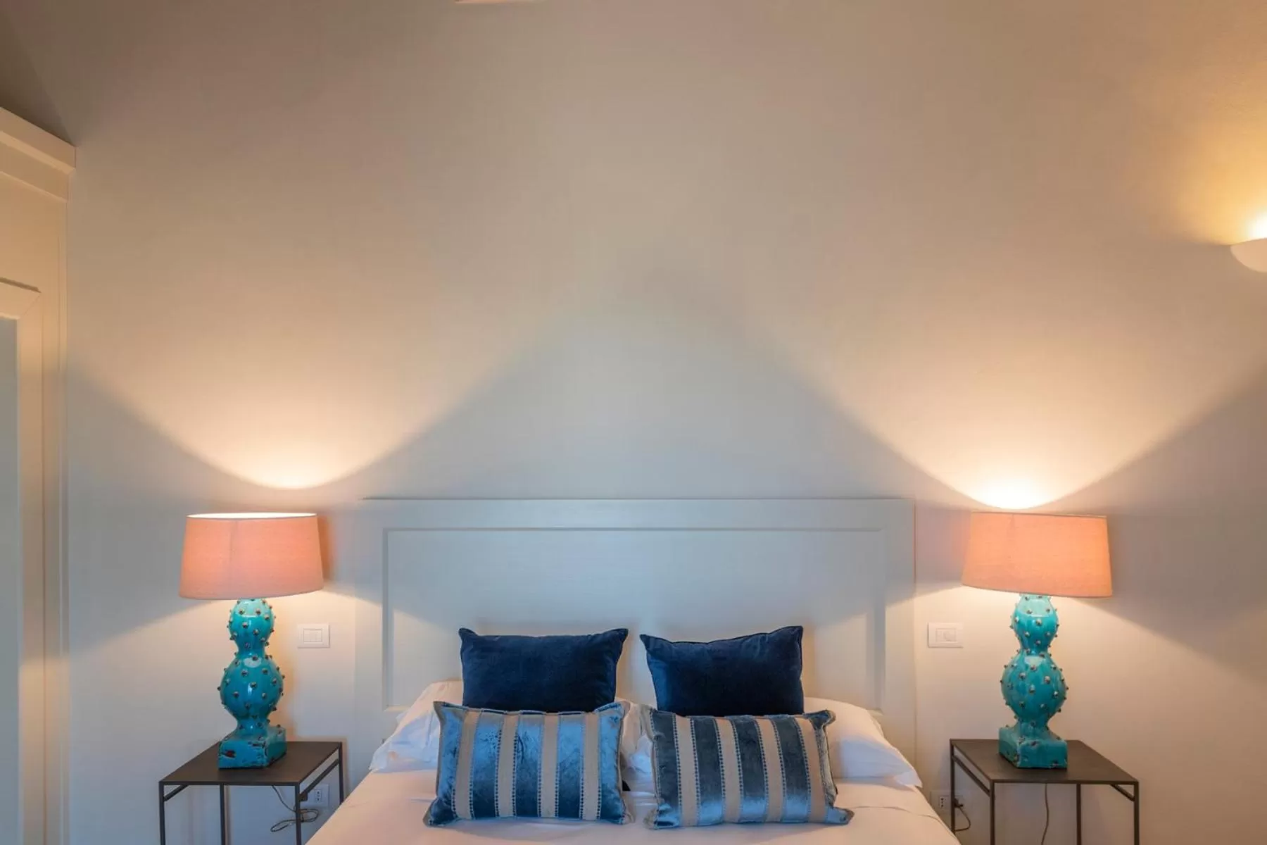 Photo of the whole room, Bed in Chiostro dei Domenicani - Dimora Storica