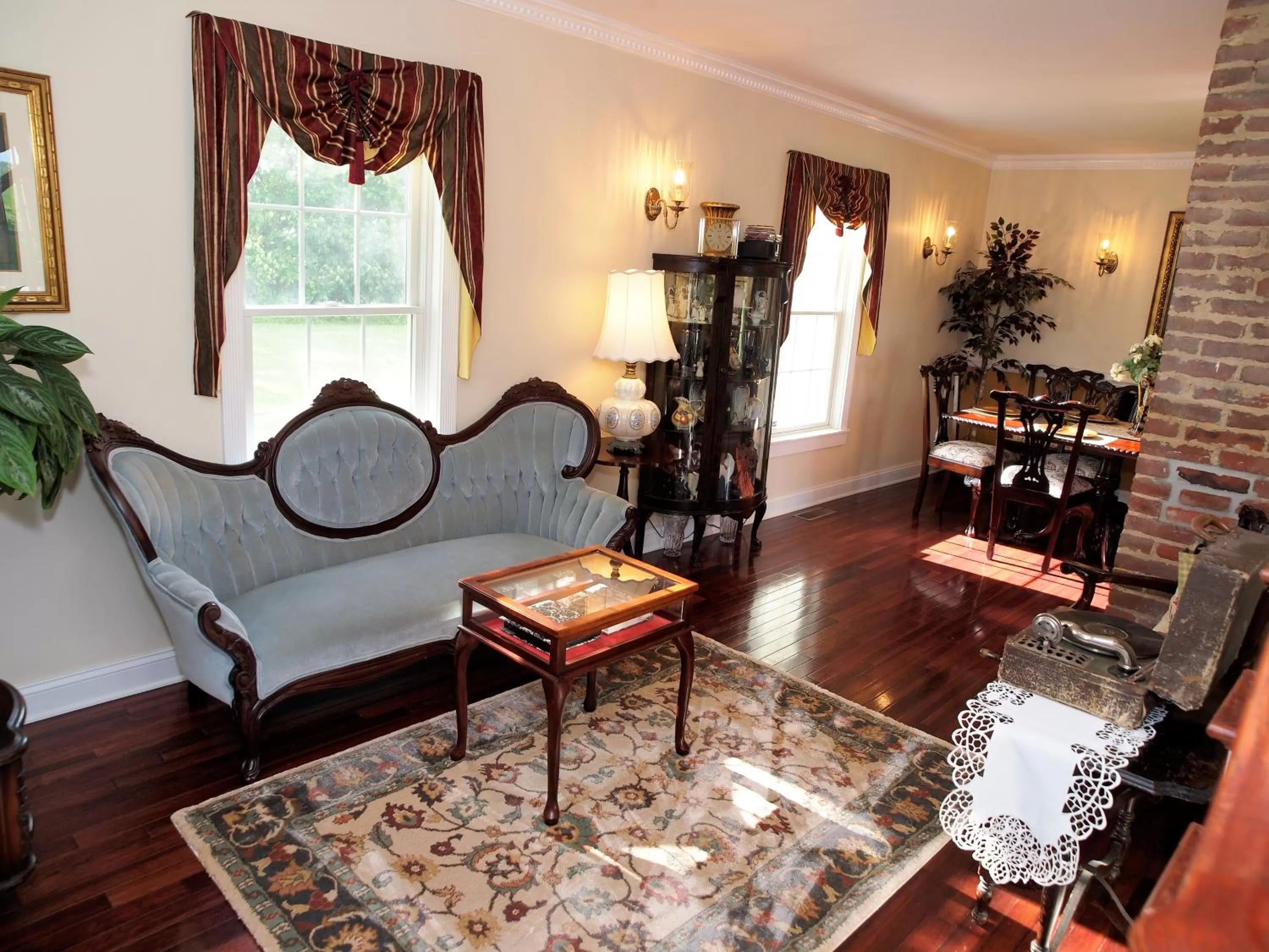 Seating Area in Ma Margarets House Bed and Breakfast