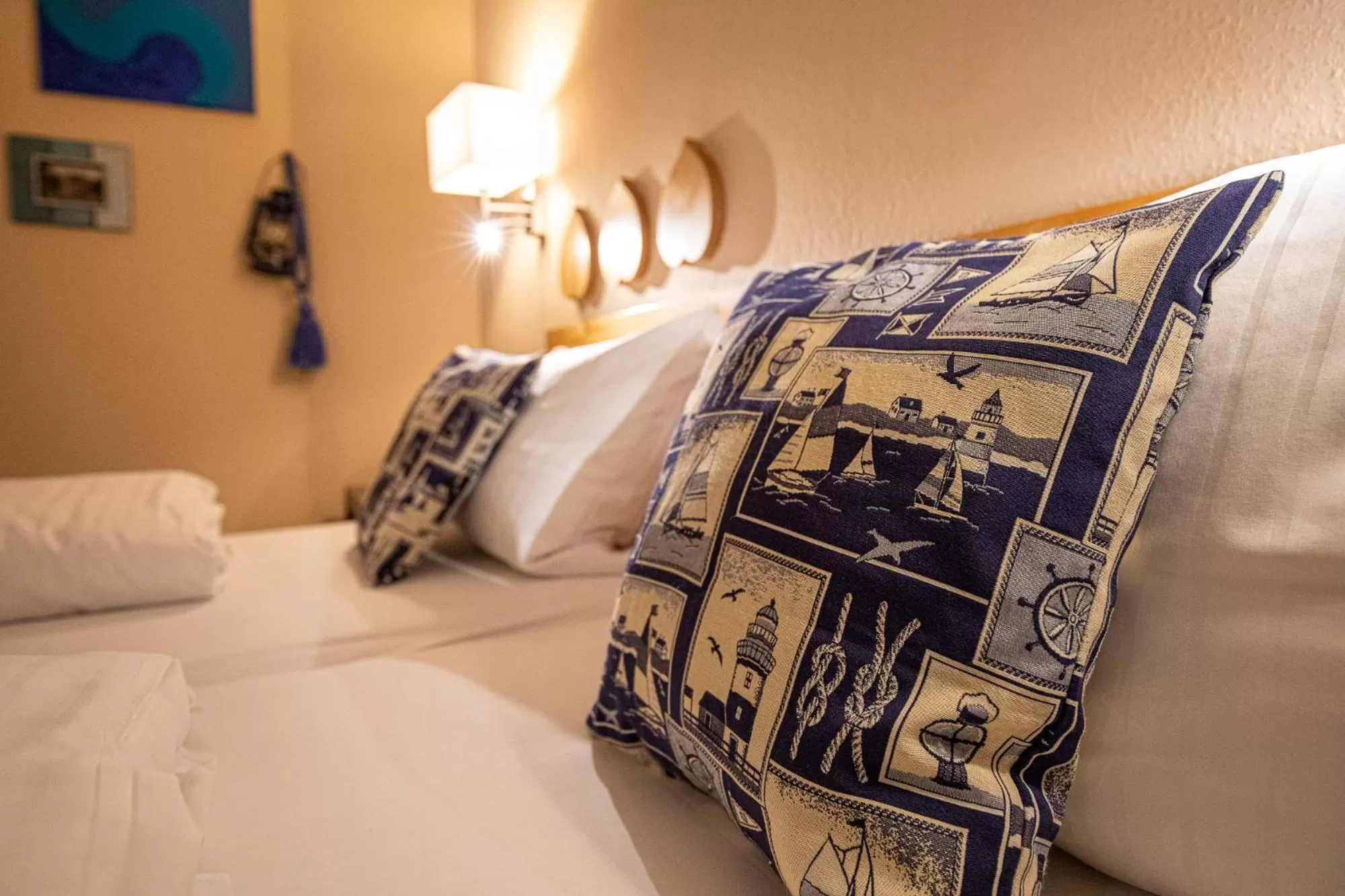 Bed in Hotel Restaurant Grüner Baum und Altes Tor