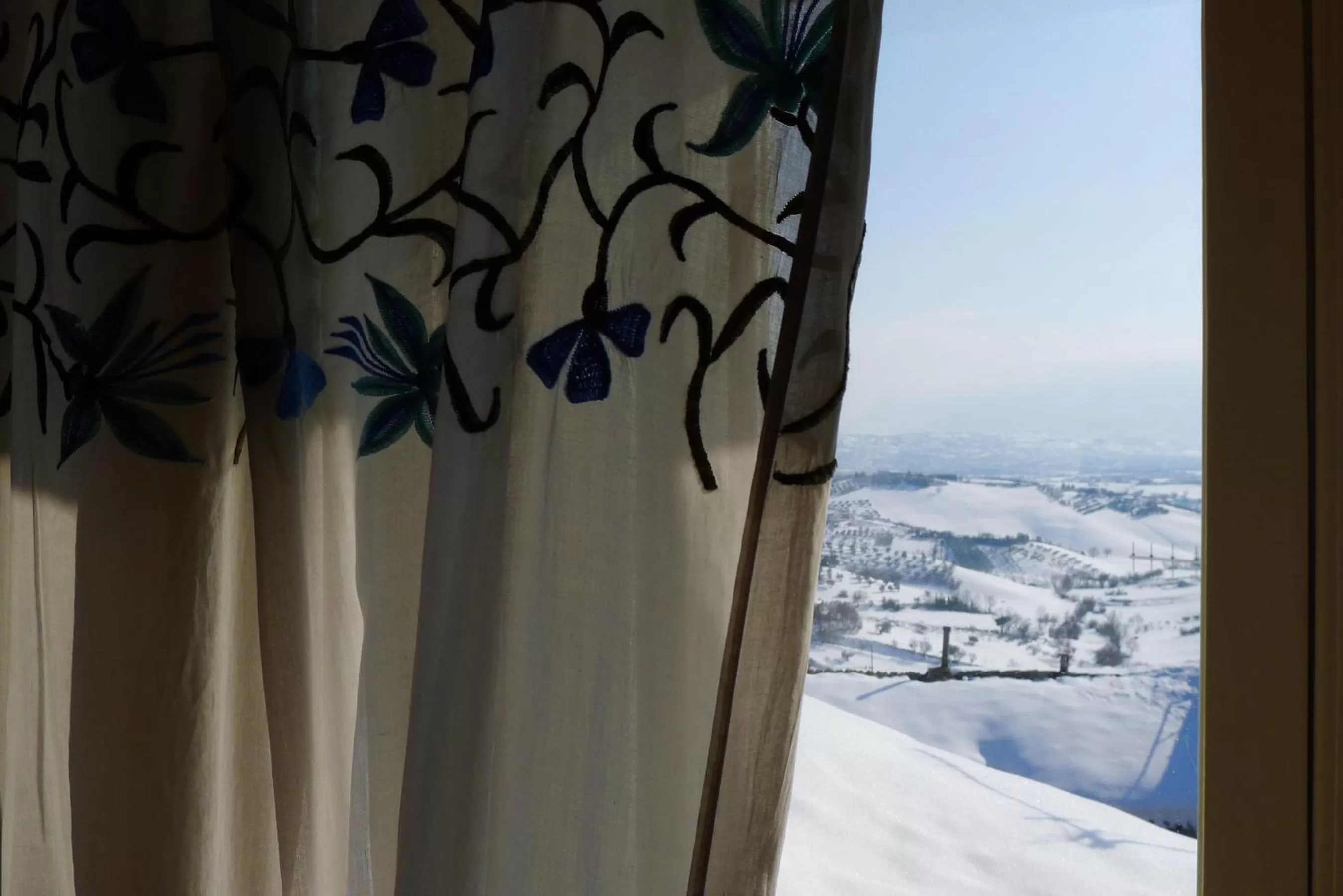 Mountain view, Winter in B&B Ottocento