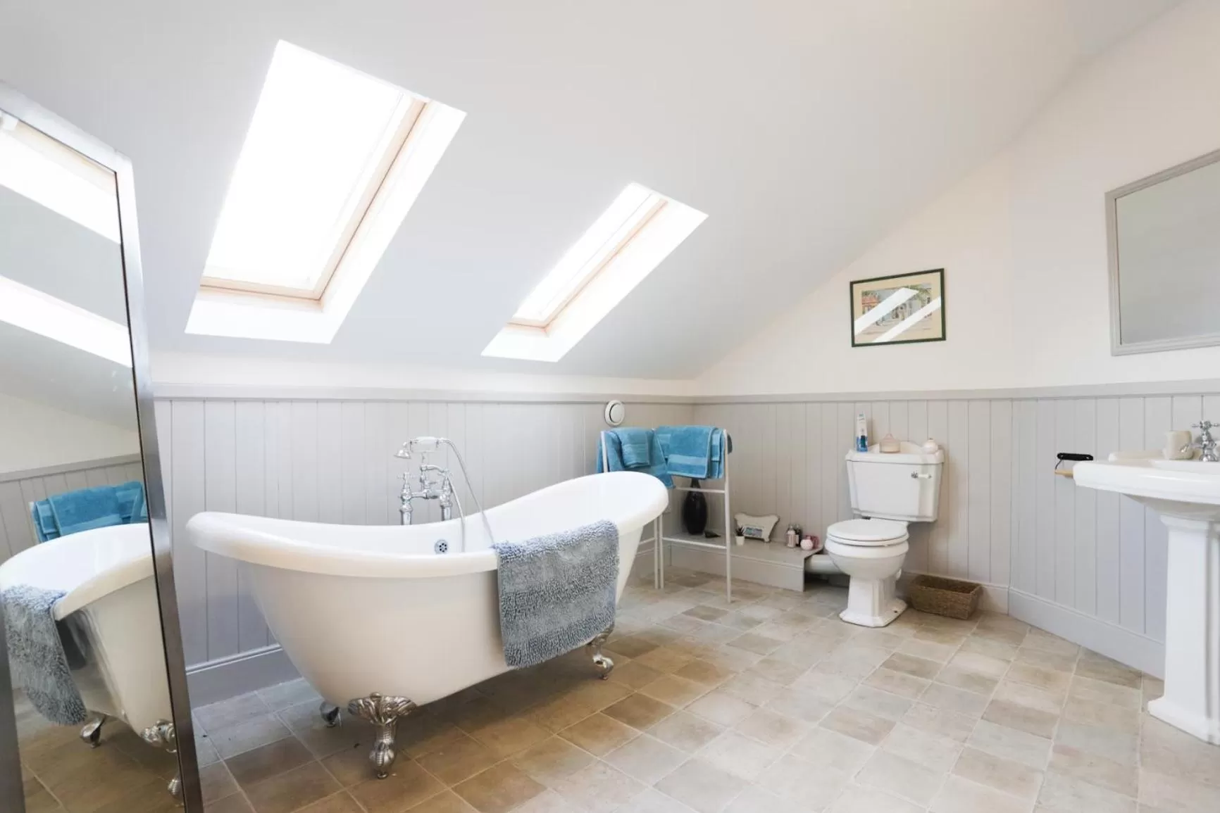 Bathroom in Crackin View Guest House