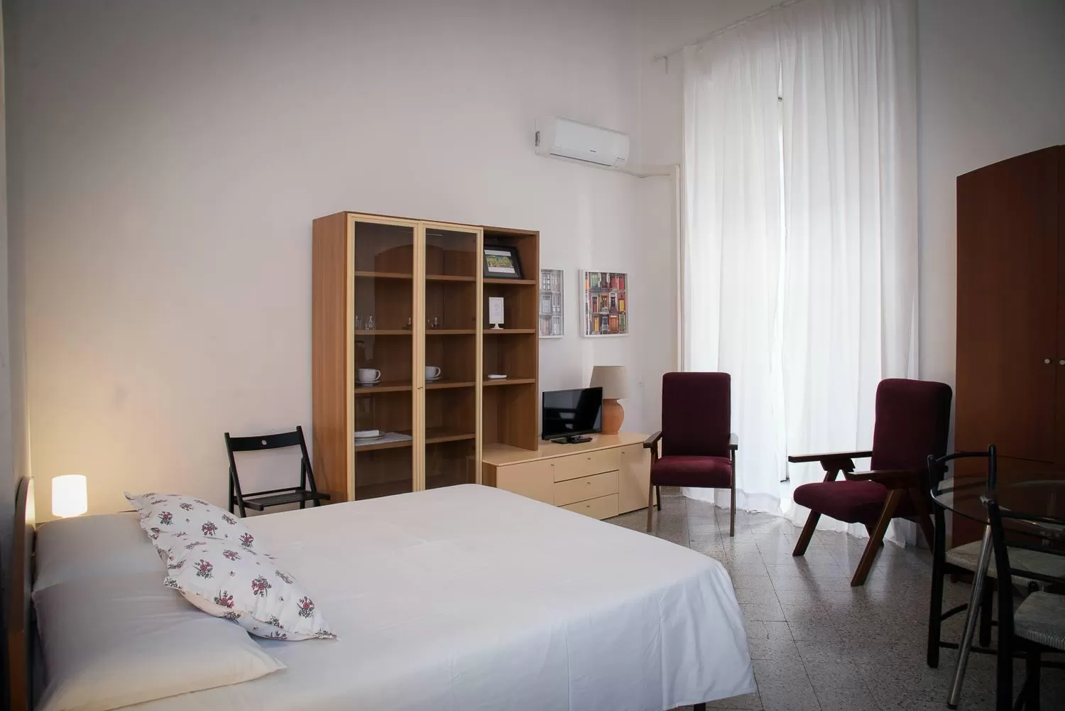 Bedroom, Bed in Home47