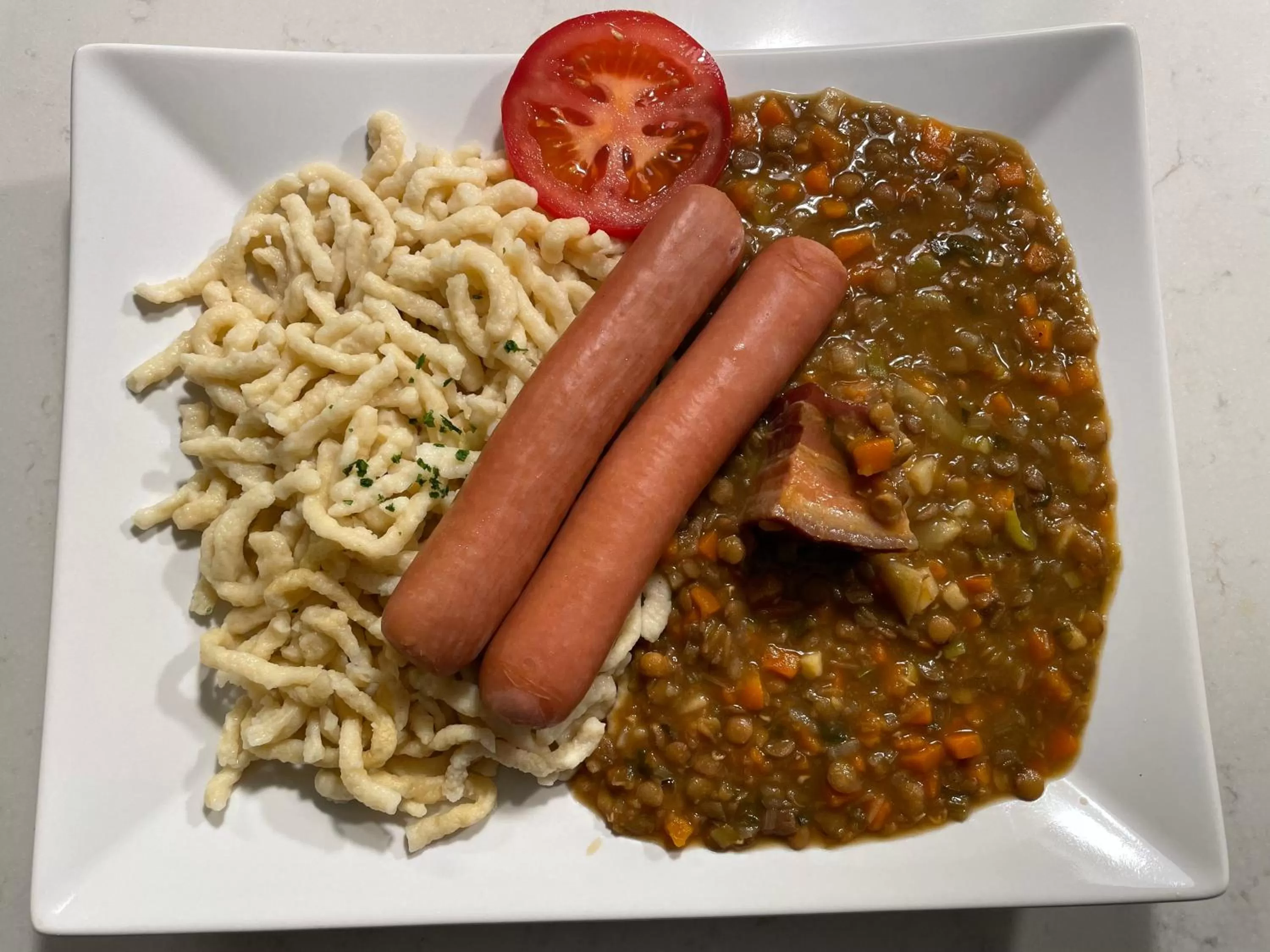 Restaurant/places to eat, Food in Yaberg Affären