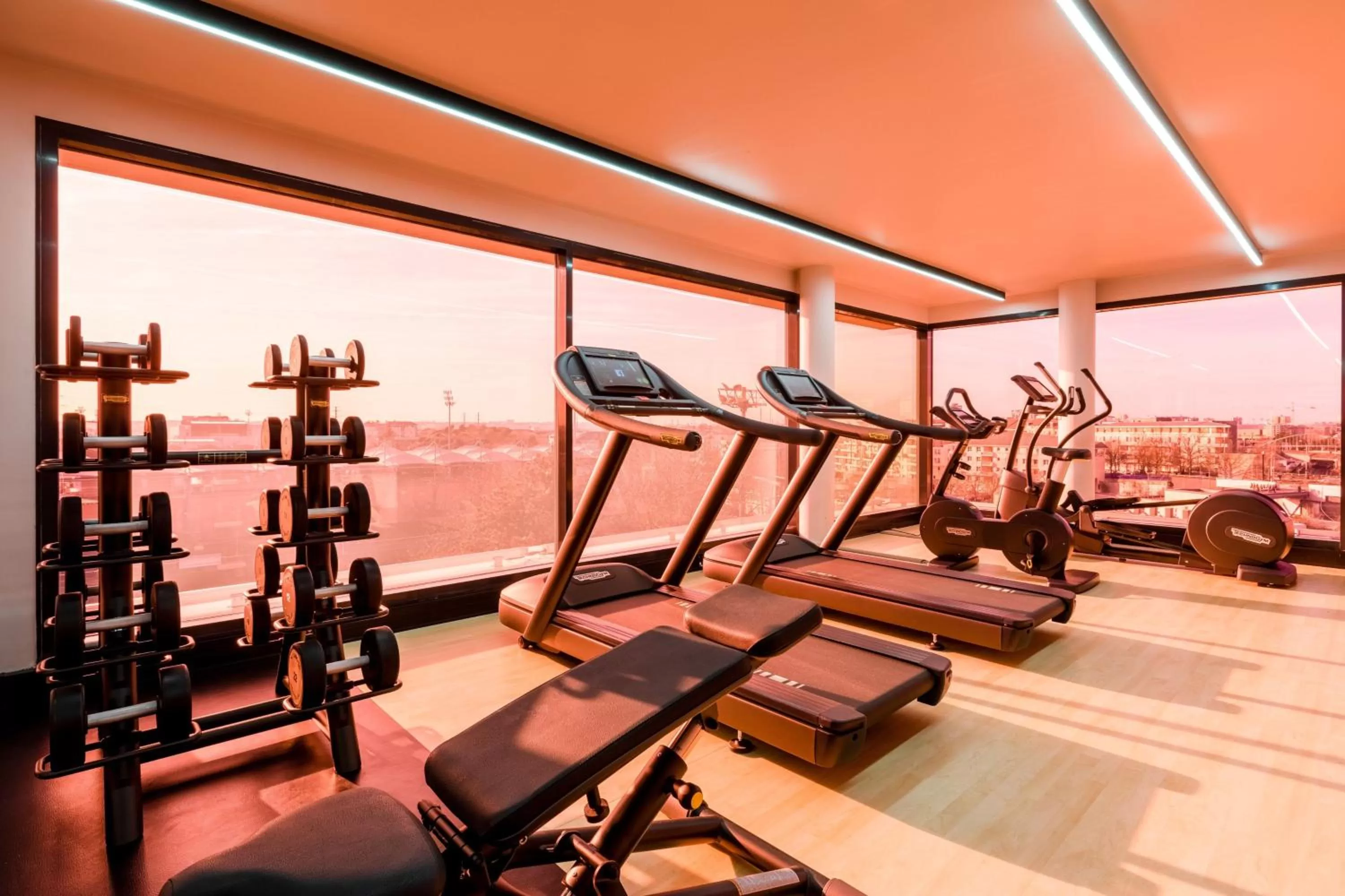 Fitness centre/facilities in Courtyard by Marriott Paris Creteil