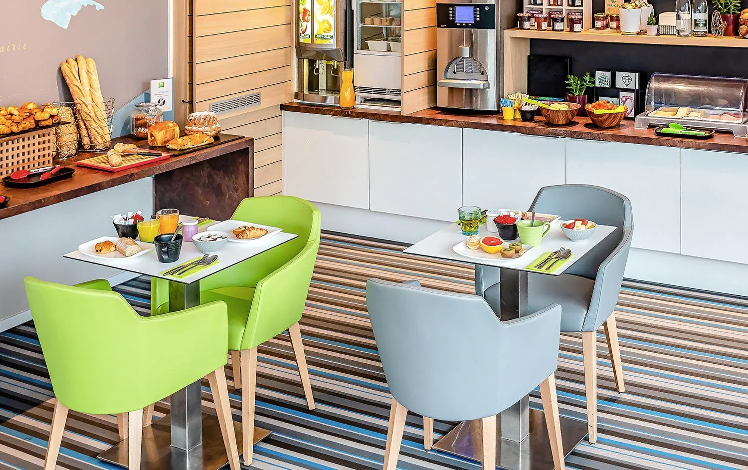 Buffet breakfast in ibis Styles Strasbourg Avenue du Rhin