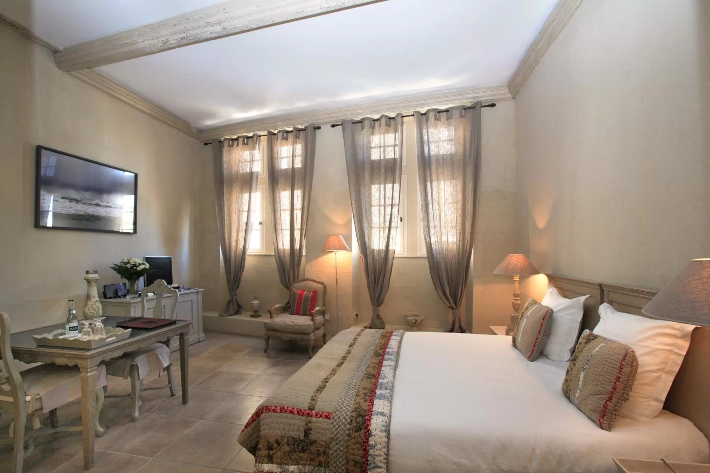 Photo of the whole room, Bed in Le Couvent d'Hérépian - Hôtel & Spa