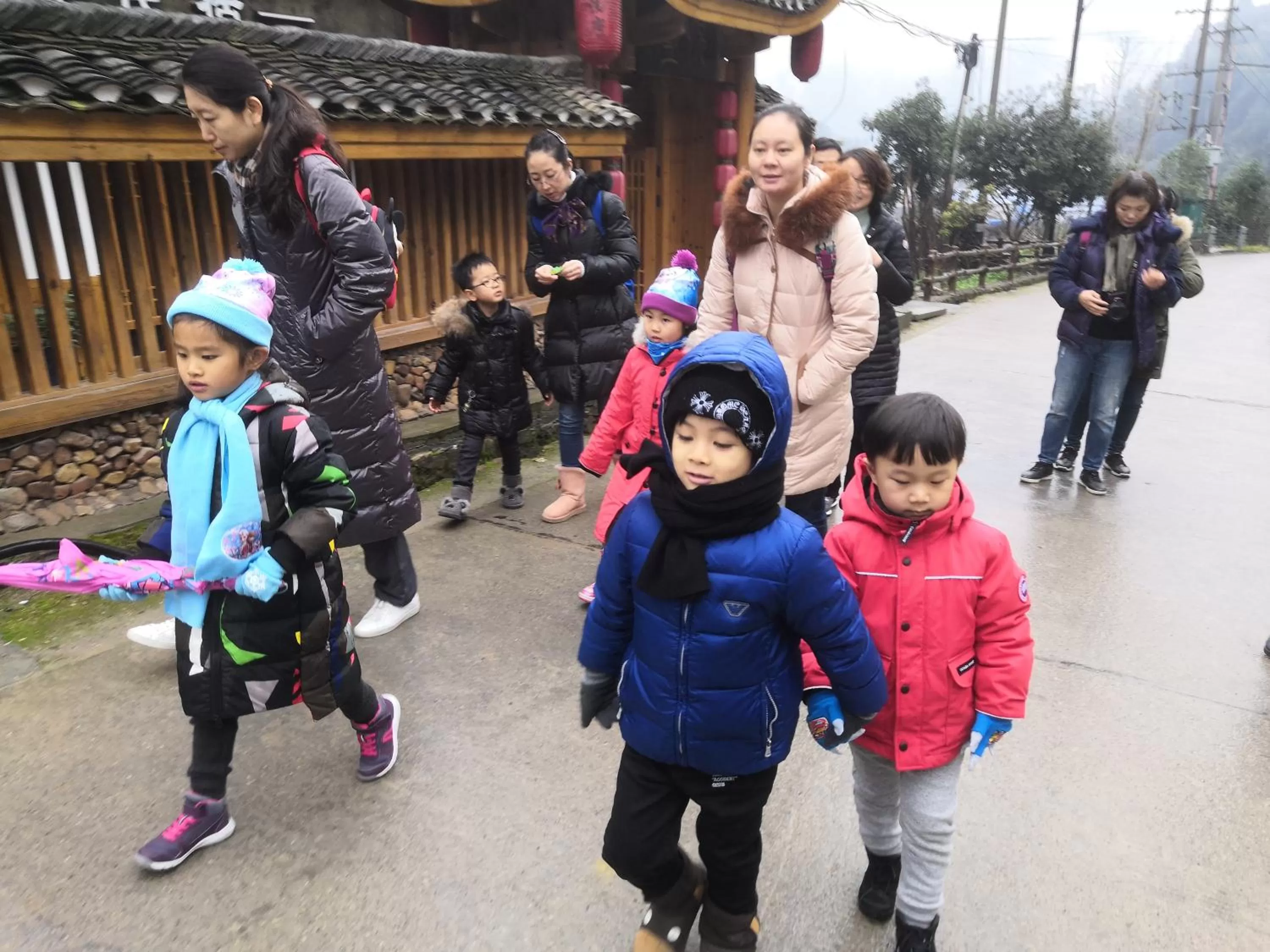 Children in Yuelu Homestay