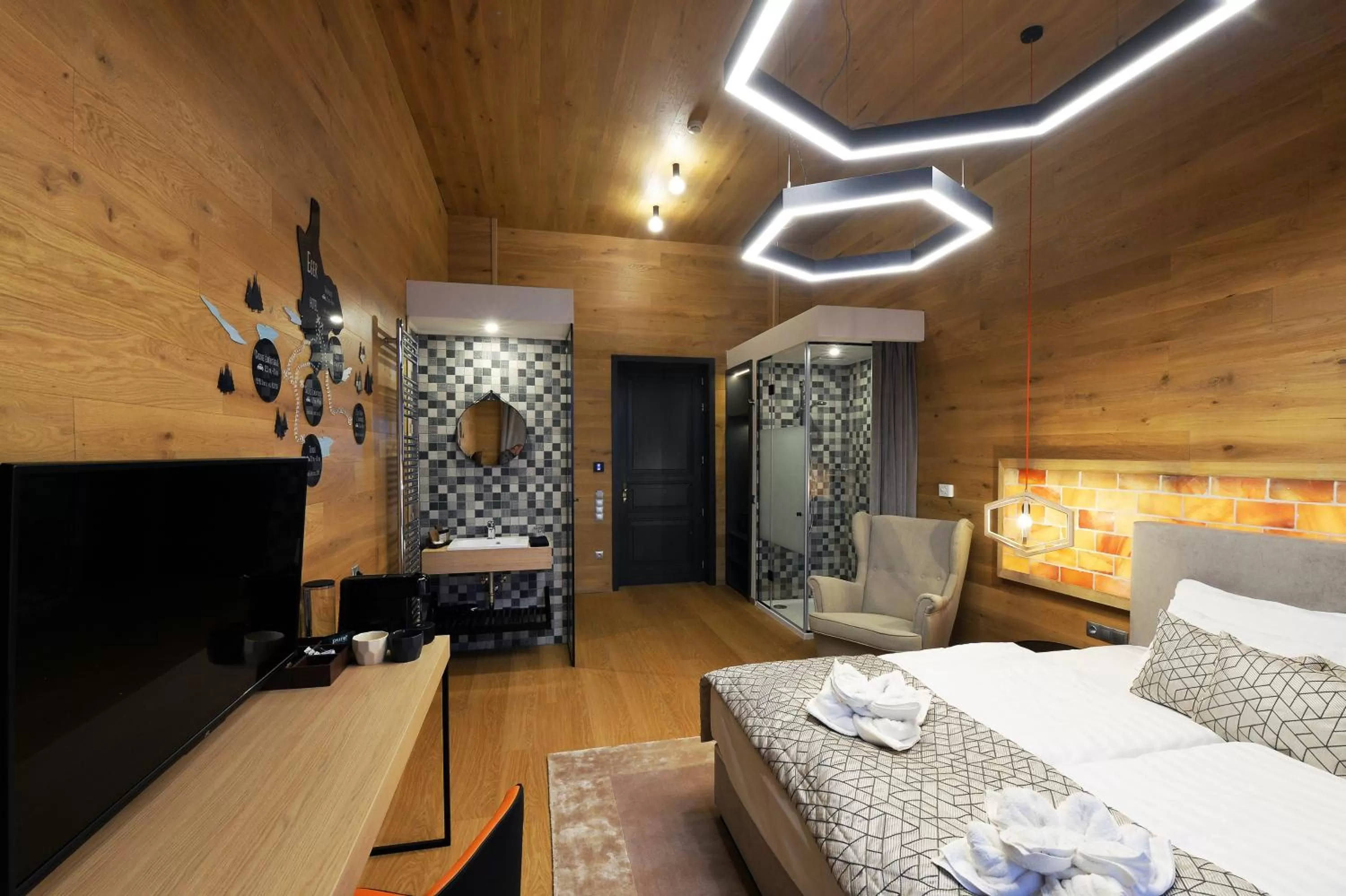 Photo of the whole room in 1552 Boutique Hotel