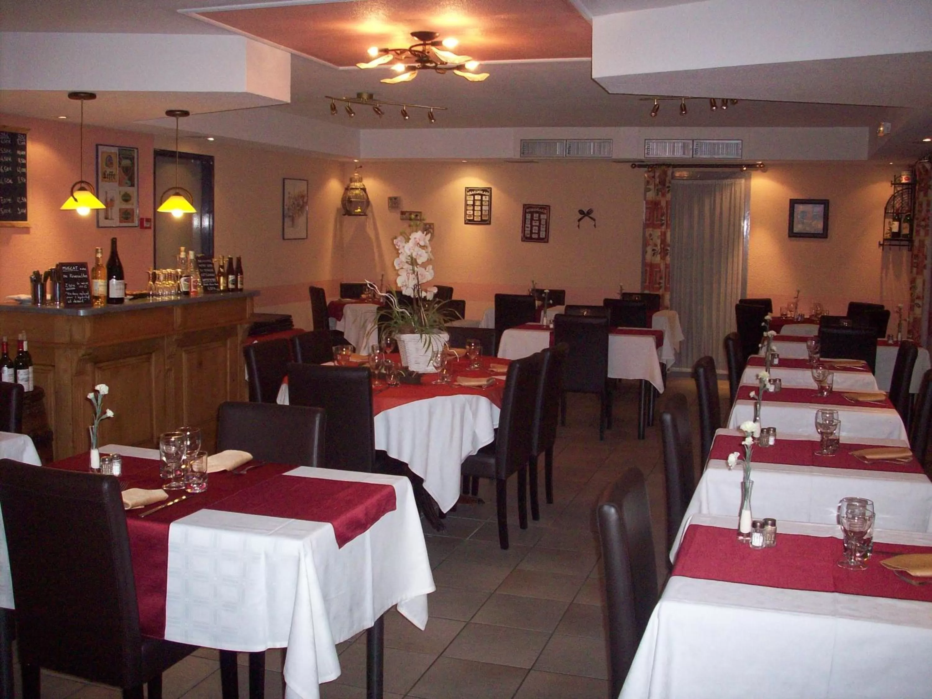 Restaurant/places to eat in Kimotel Epône-Flins