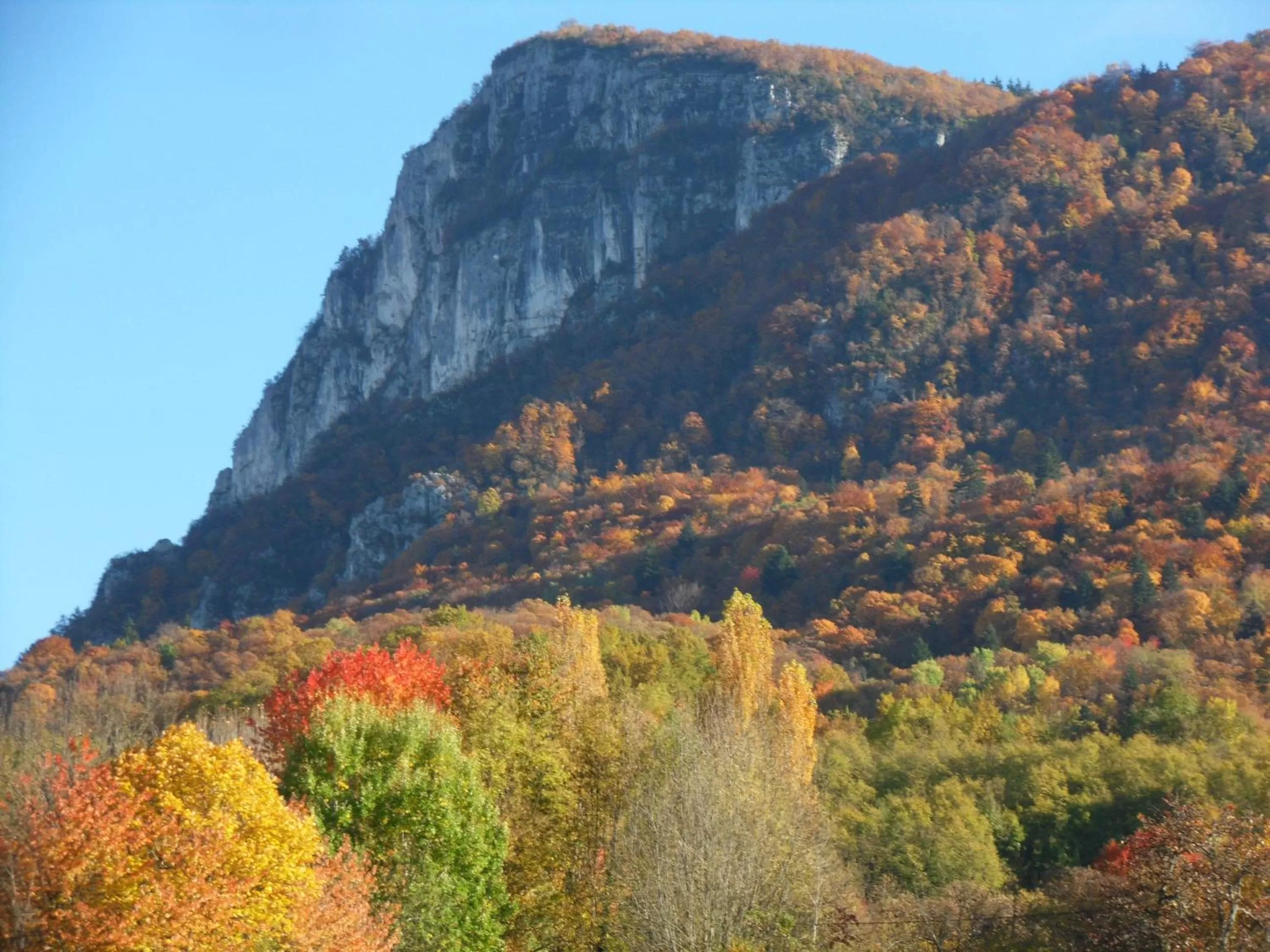 Mountain view in L'Estapade des Tourelons