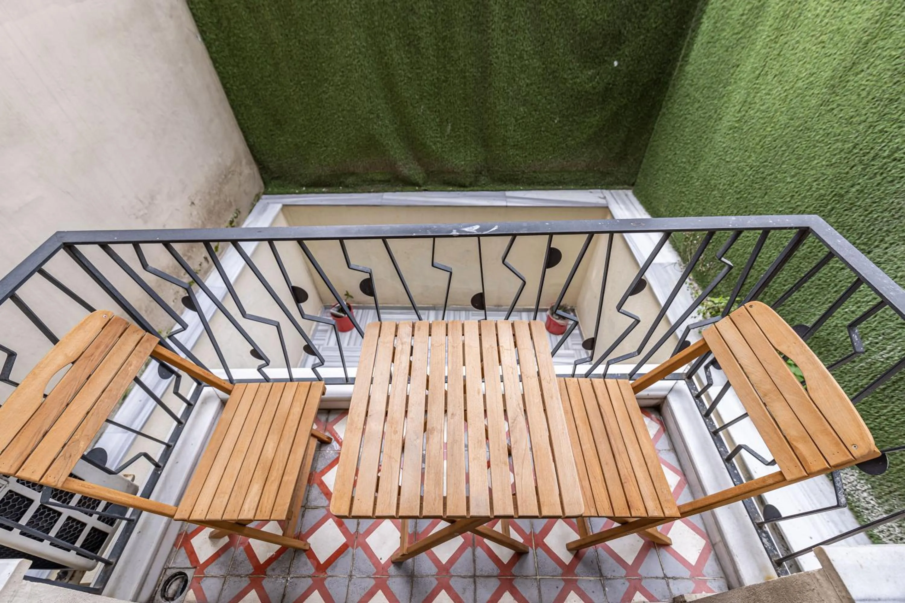 Balcony/Terrace in Calanthe Residence