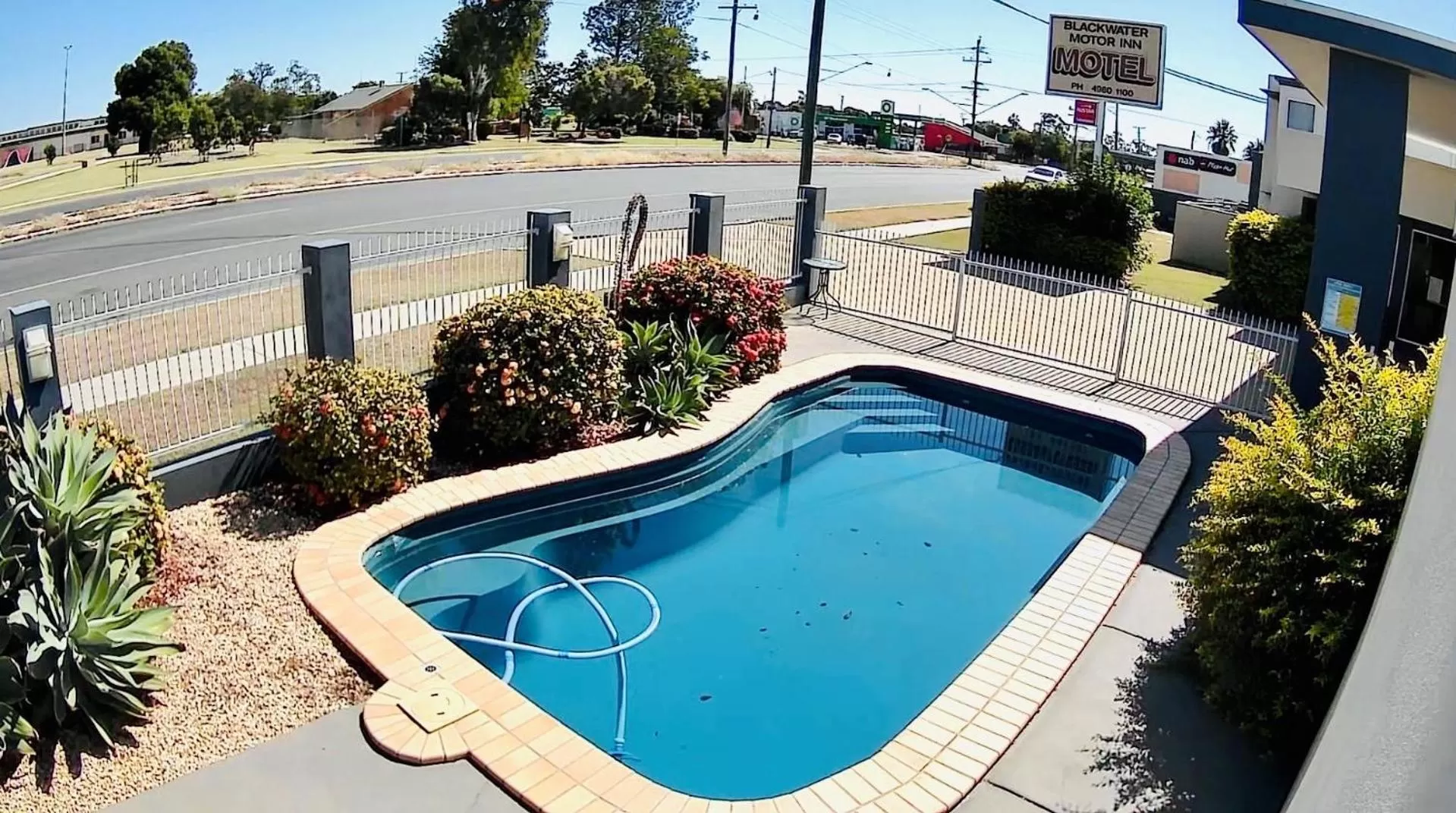 Swimming pool in Blackwater Motor Inn