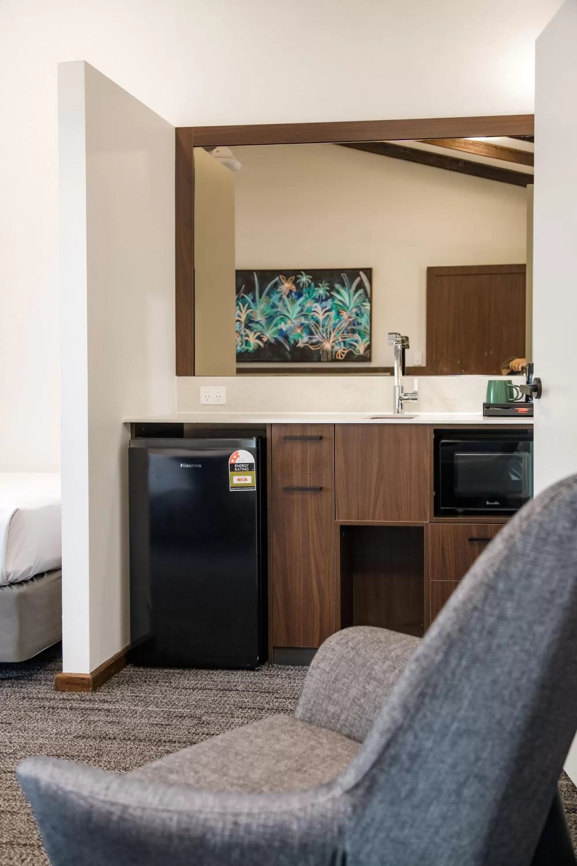 Kitchen or kitchenette in Palms City Resort