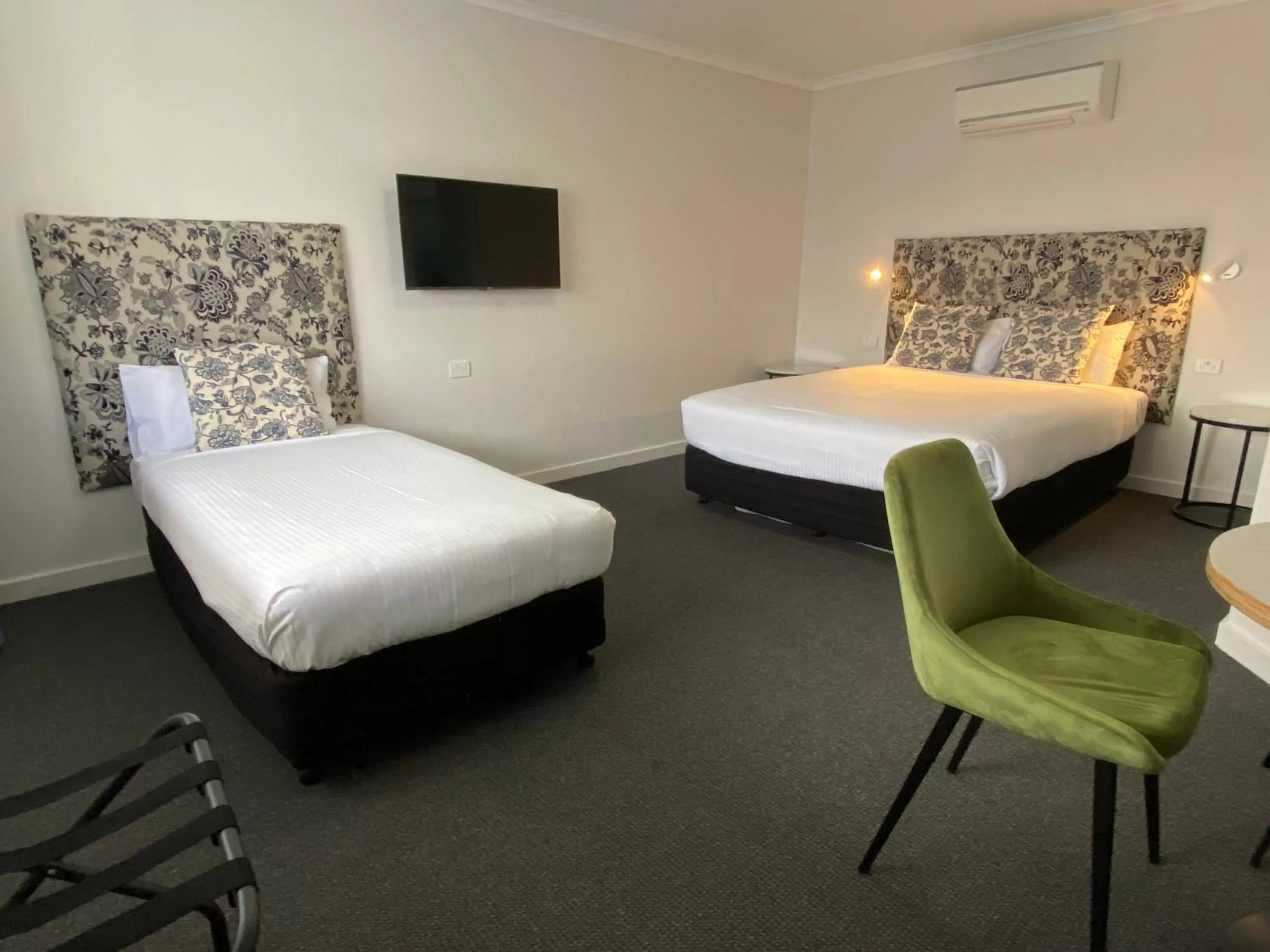 Bed in Batemans Bay Lodge