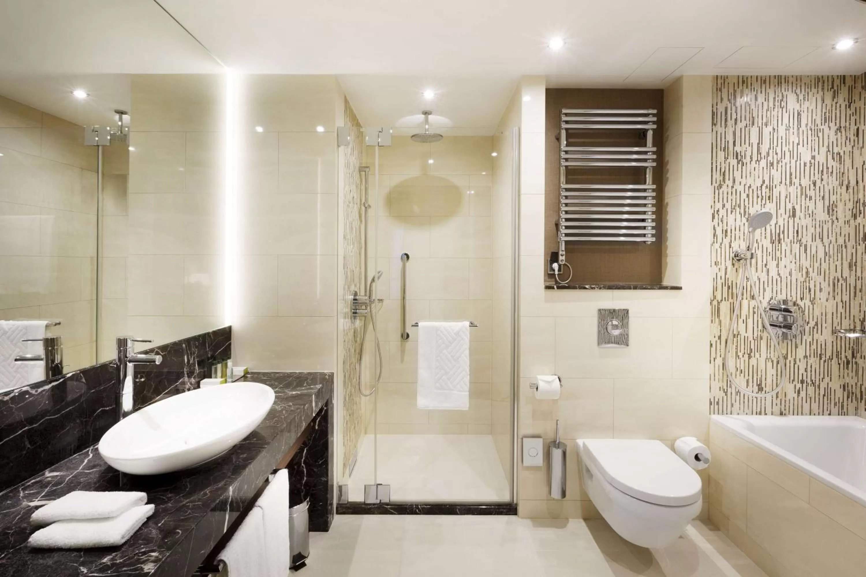 Bathroom in DoubleTree by Hilton Hotel & Conference Centre Warsaw