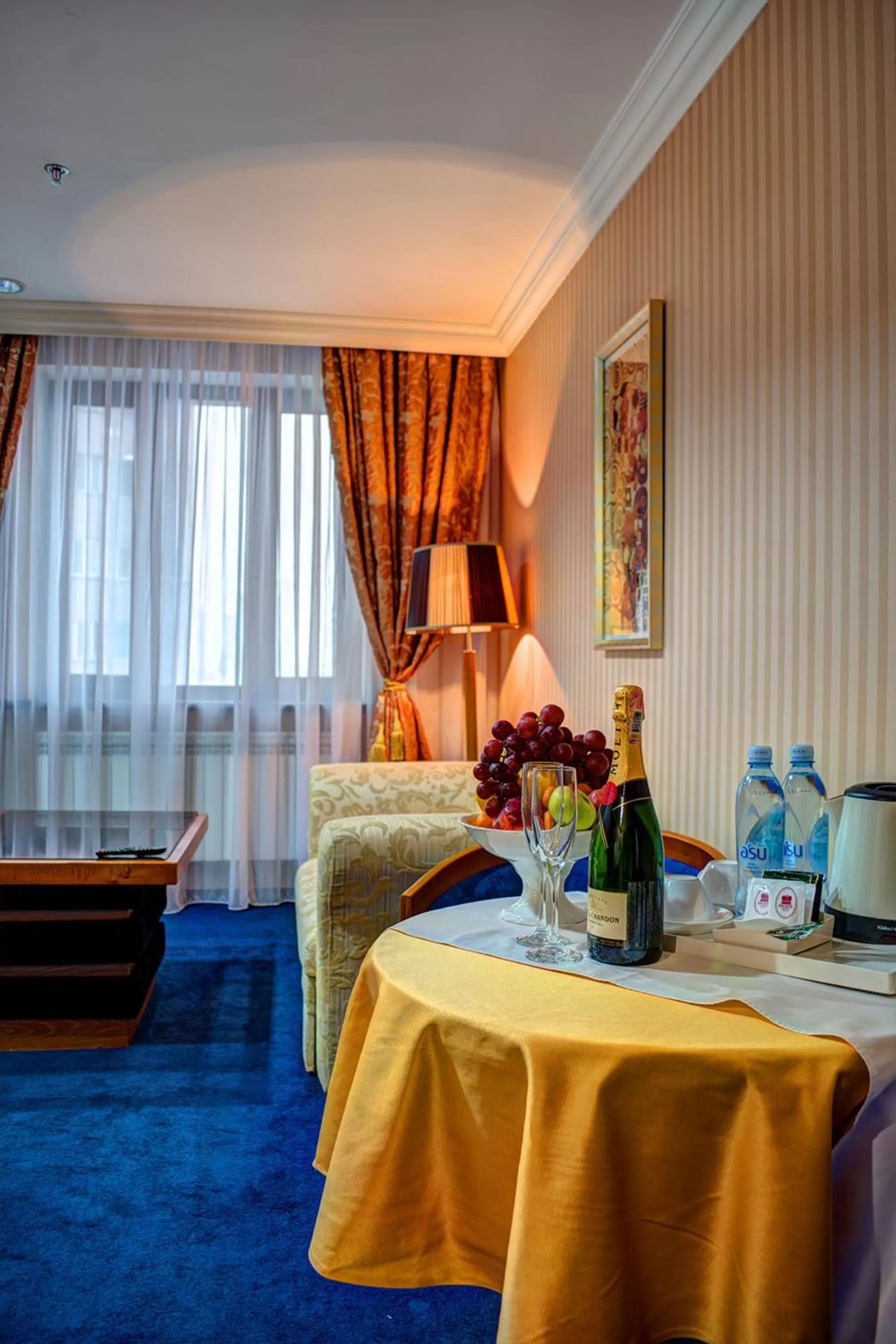 Coffee/tea facilities, Bed in King Hotel Astana