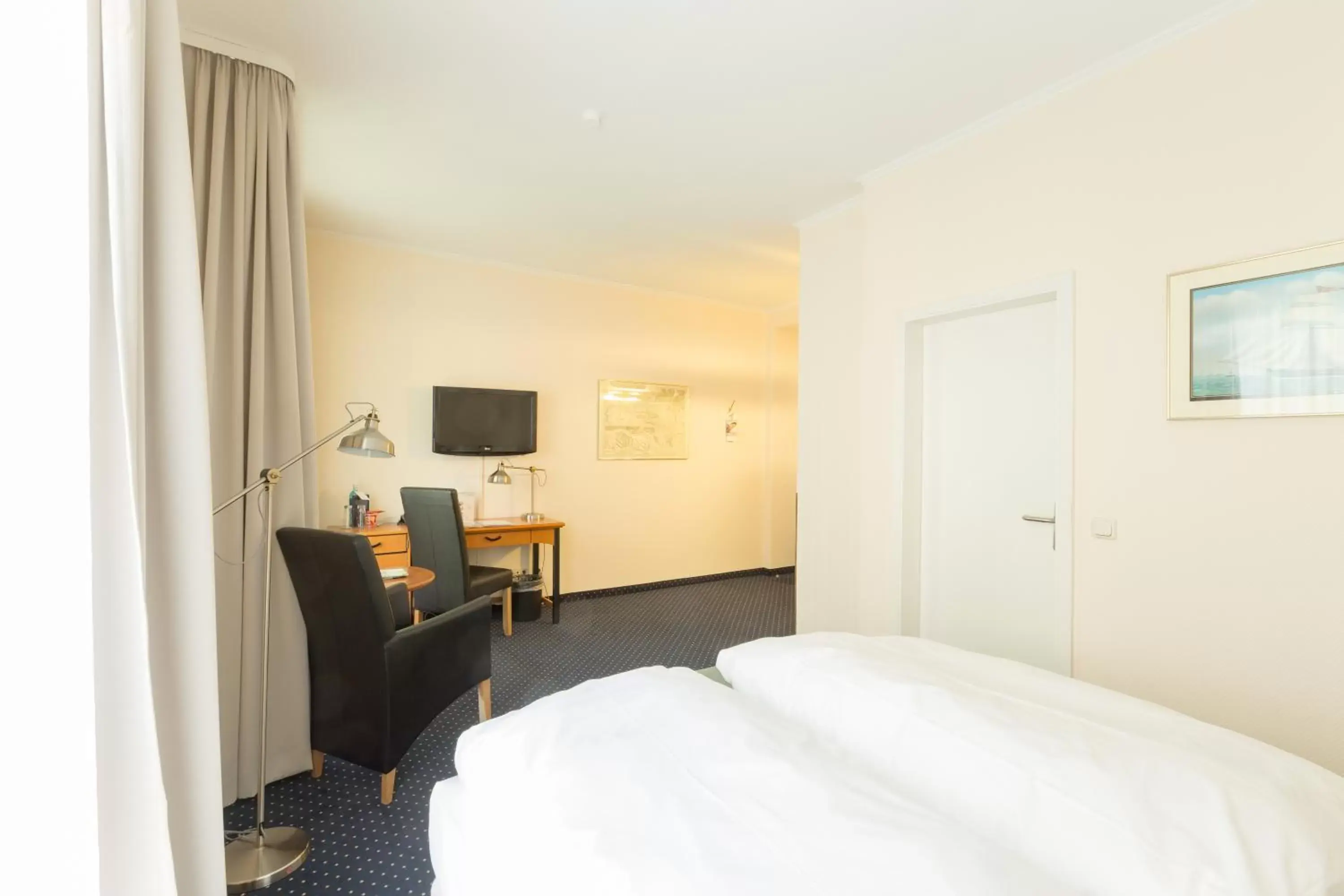 Comfort Double Room - single occupancy in Relexa Hotel Bellevue an der Alster Comfort Double Room - single occupancy in Relexa Hotel Bellevue an der Alster