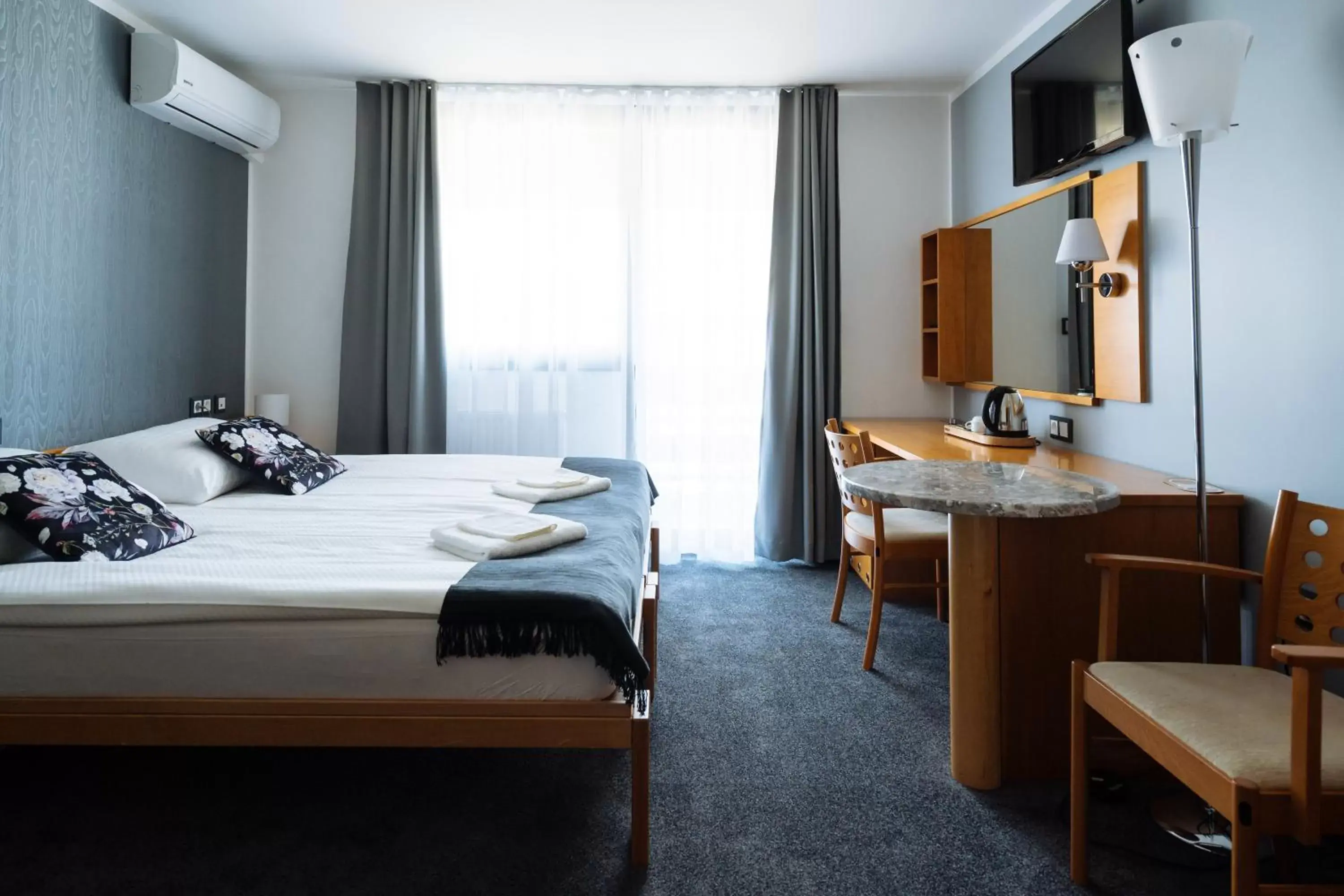 Double or Twin Room in Hotel GH Kolinska Double or Twin Room in Hotel GH Kolinska