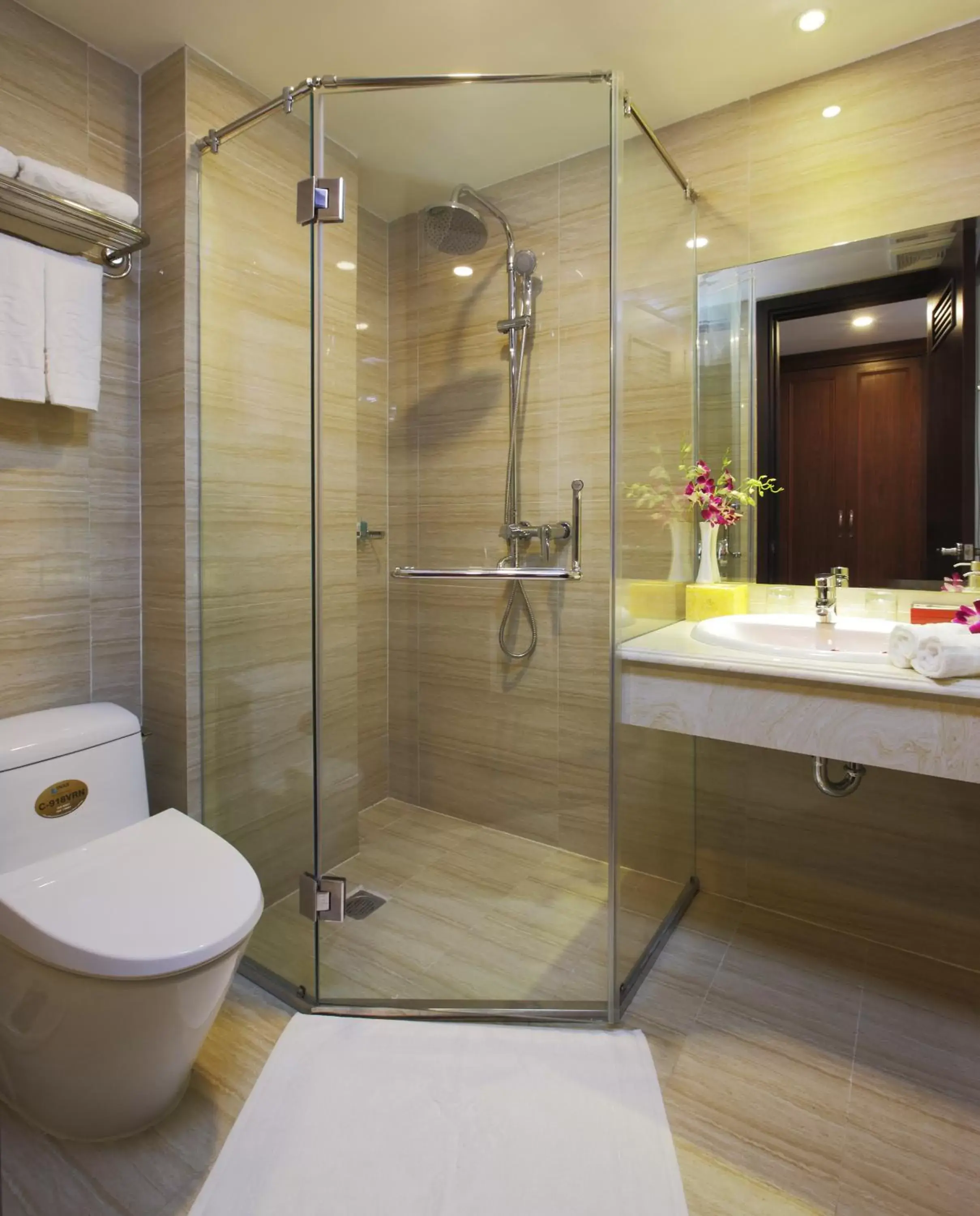 Superior Double Room in Regalia Nha Trang Superior Double Room in Regalia Nha Trang