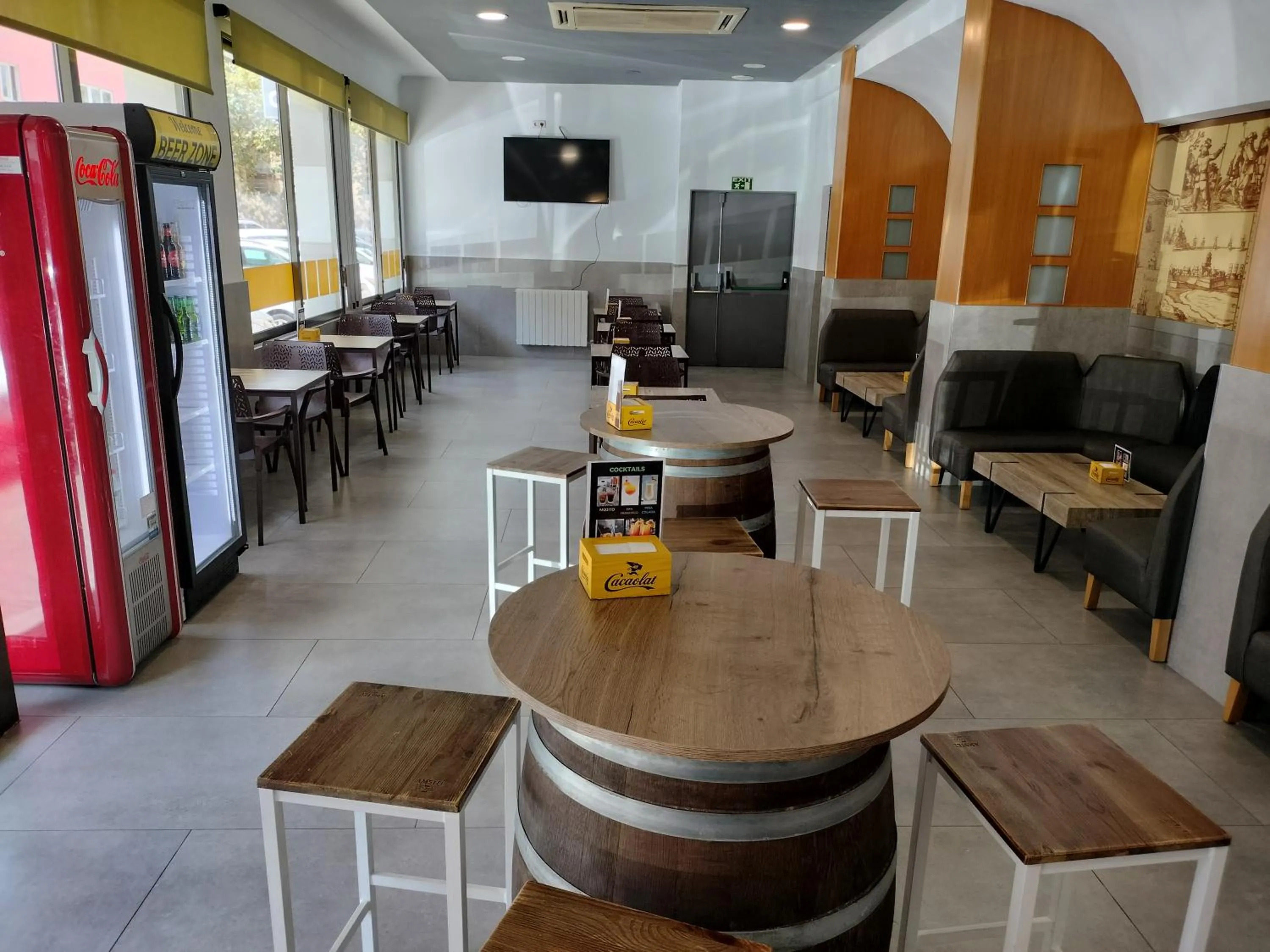 Lounge or bar in Hotel Ciutadella