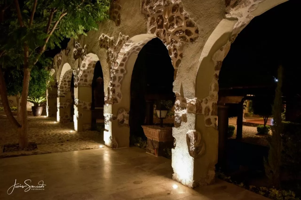 Night in Suites Campestres Montebello