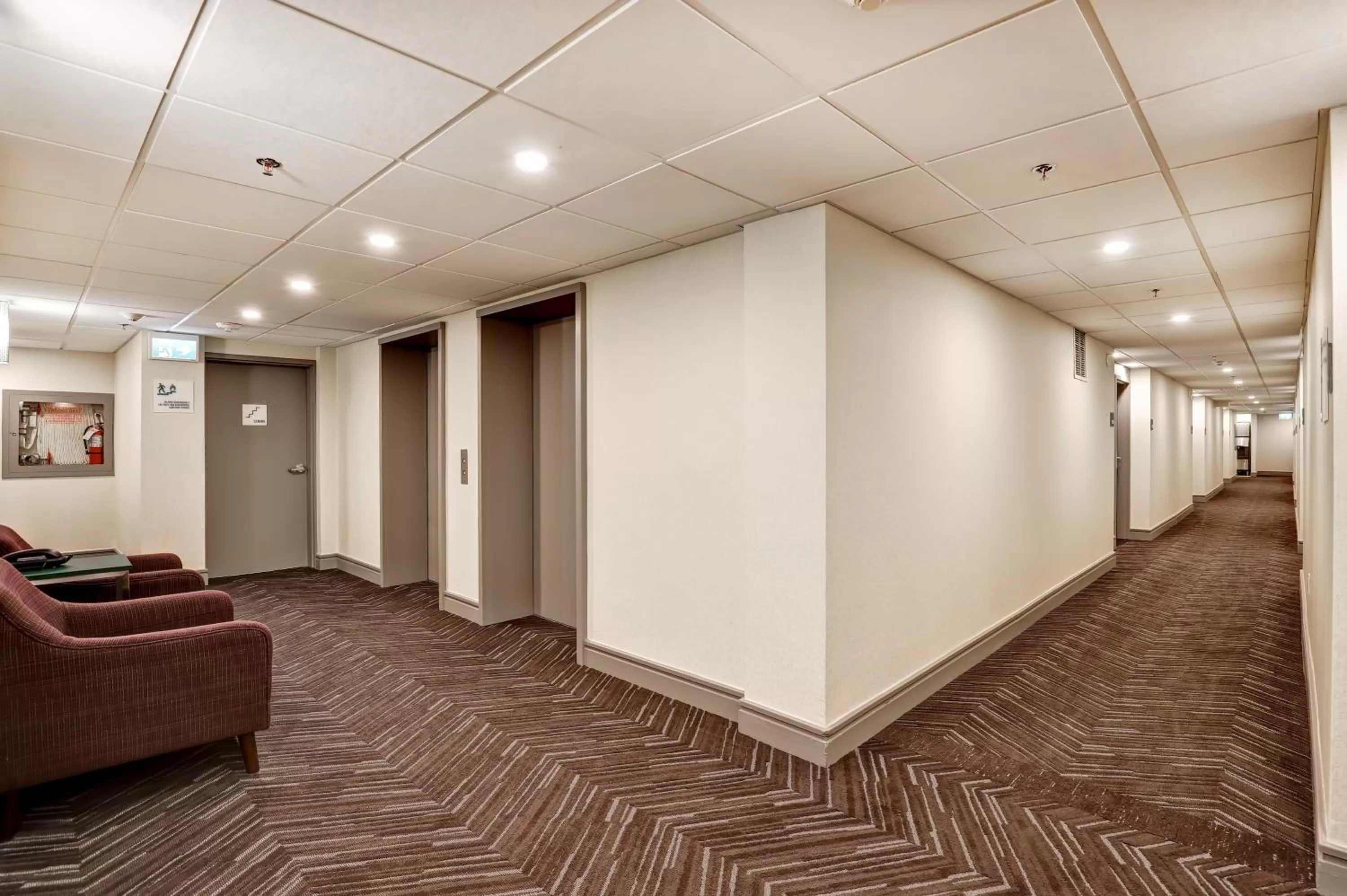 Lobby or reception in Holiday Inn - Ottawa Dwtn - Parliament Hill by IHG