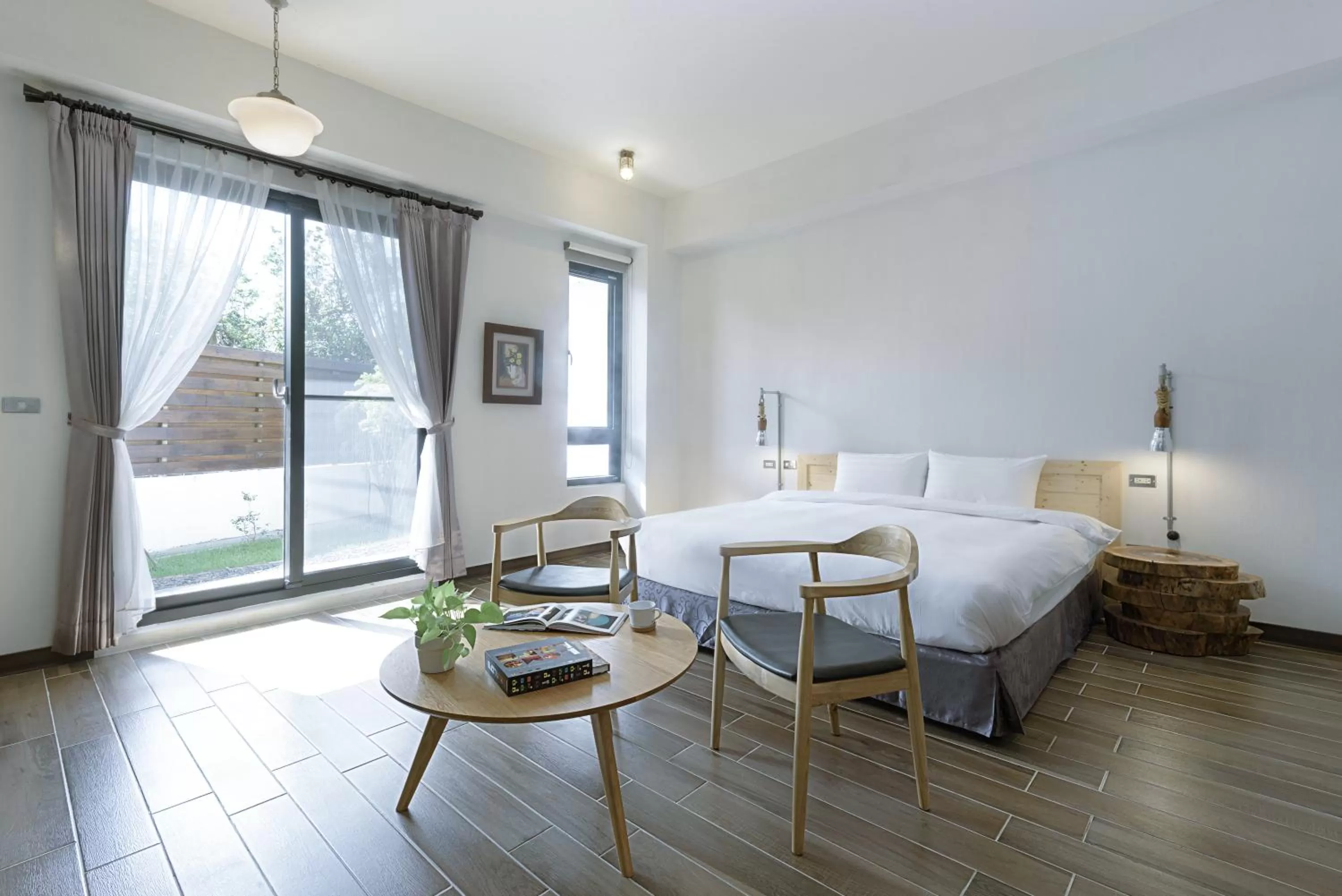 Garden in Chillax Inn B&B