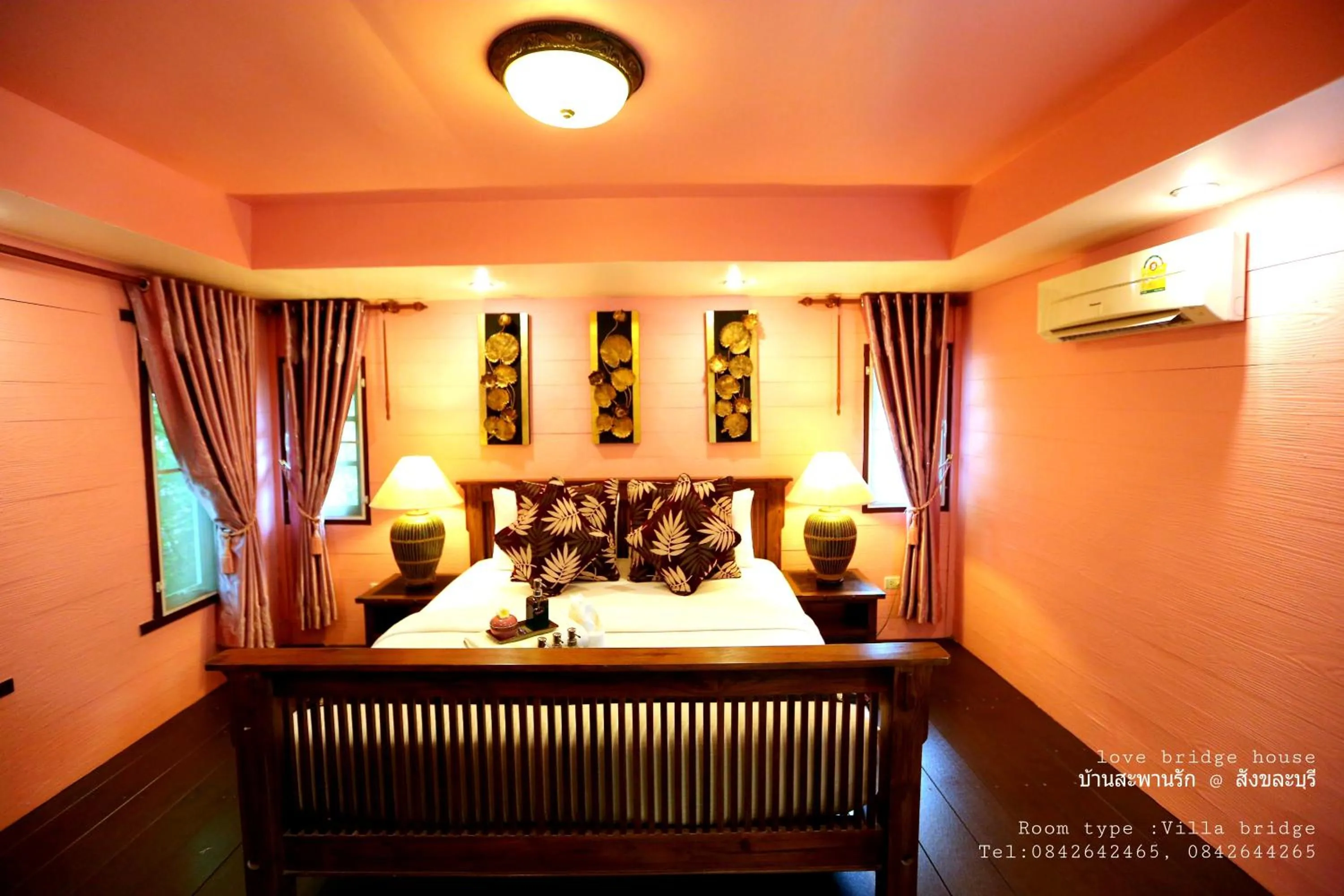 Bed in Love Bridge House บ้านสะพานรัก