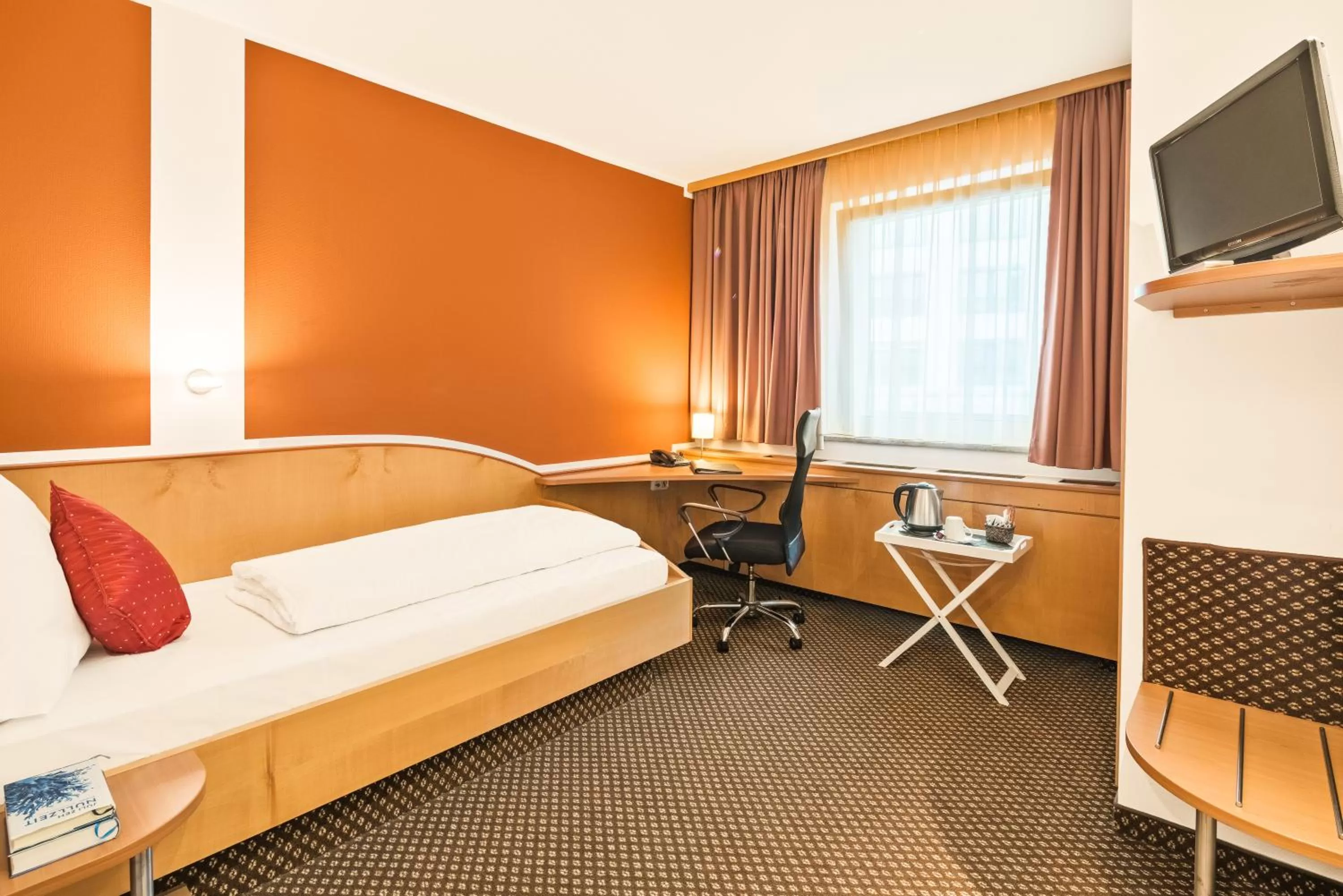 Photo of the whole room in L'Escala