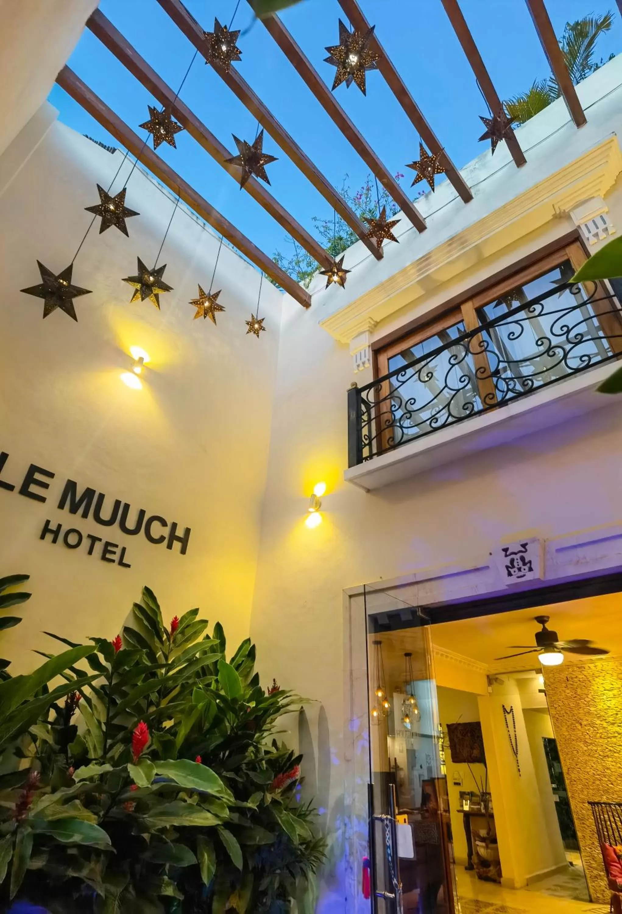 Property building in Le Muuch Hotel Boutique