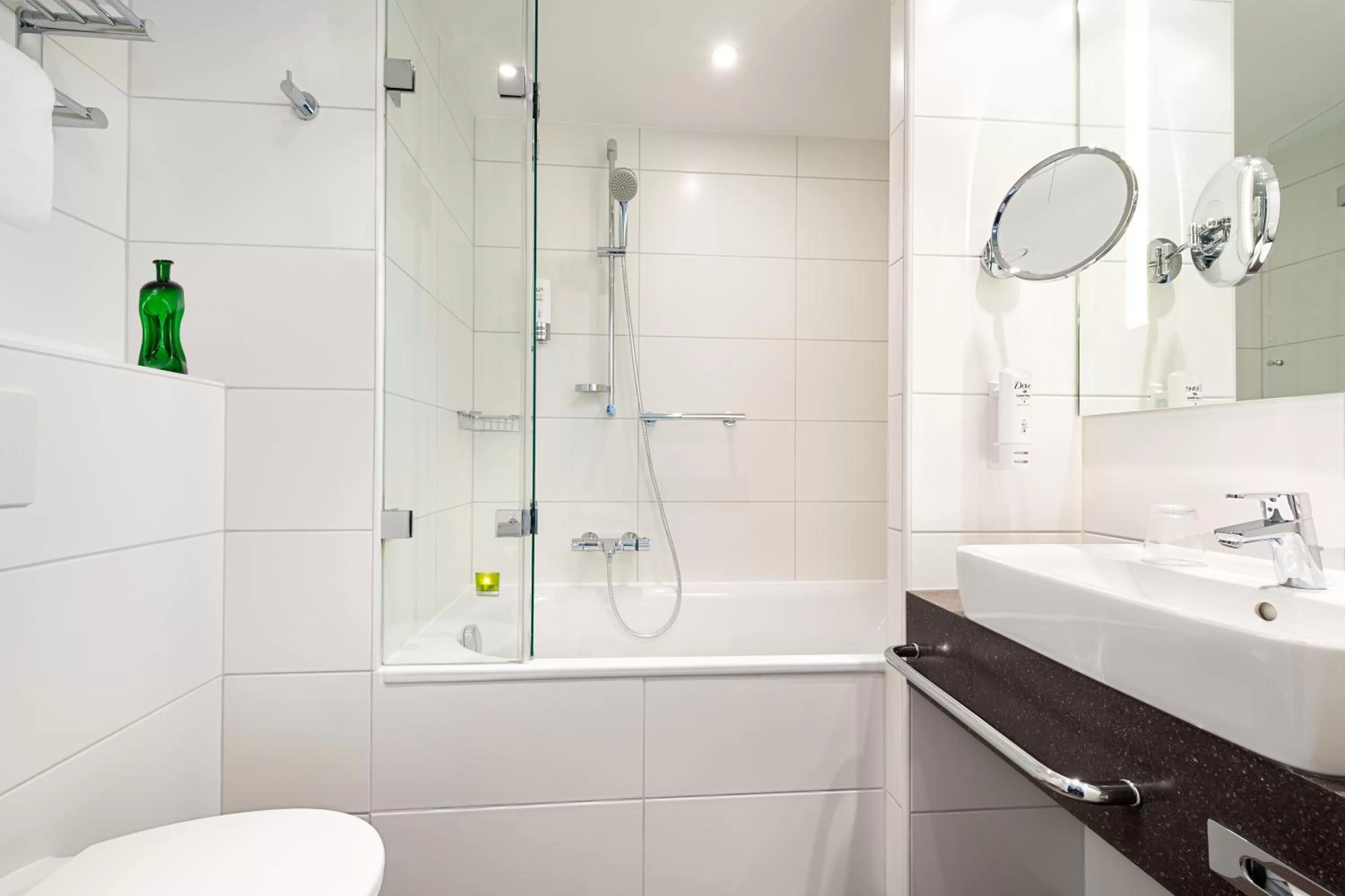 Bathroom in Holiday Inn Berlin City East Side by IHG