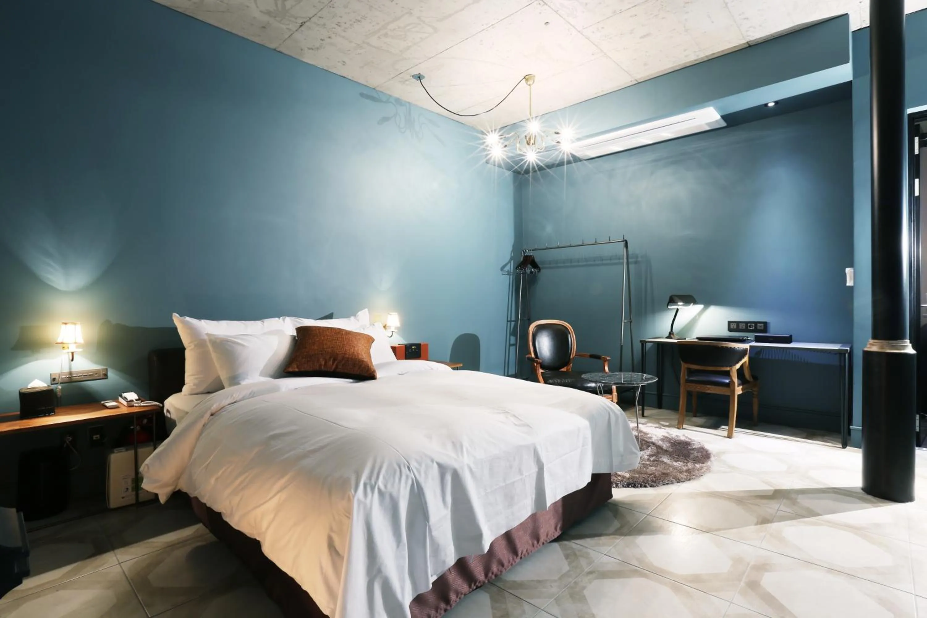 Photo of the whole room, Bed in Boutique Hotel Loft