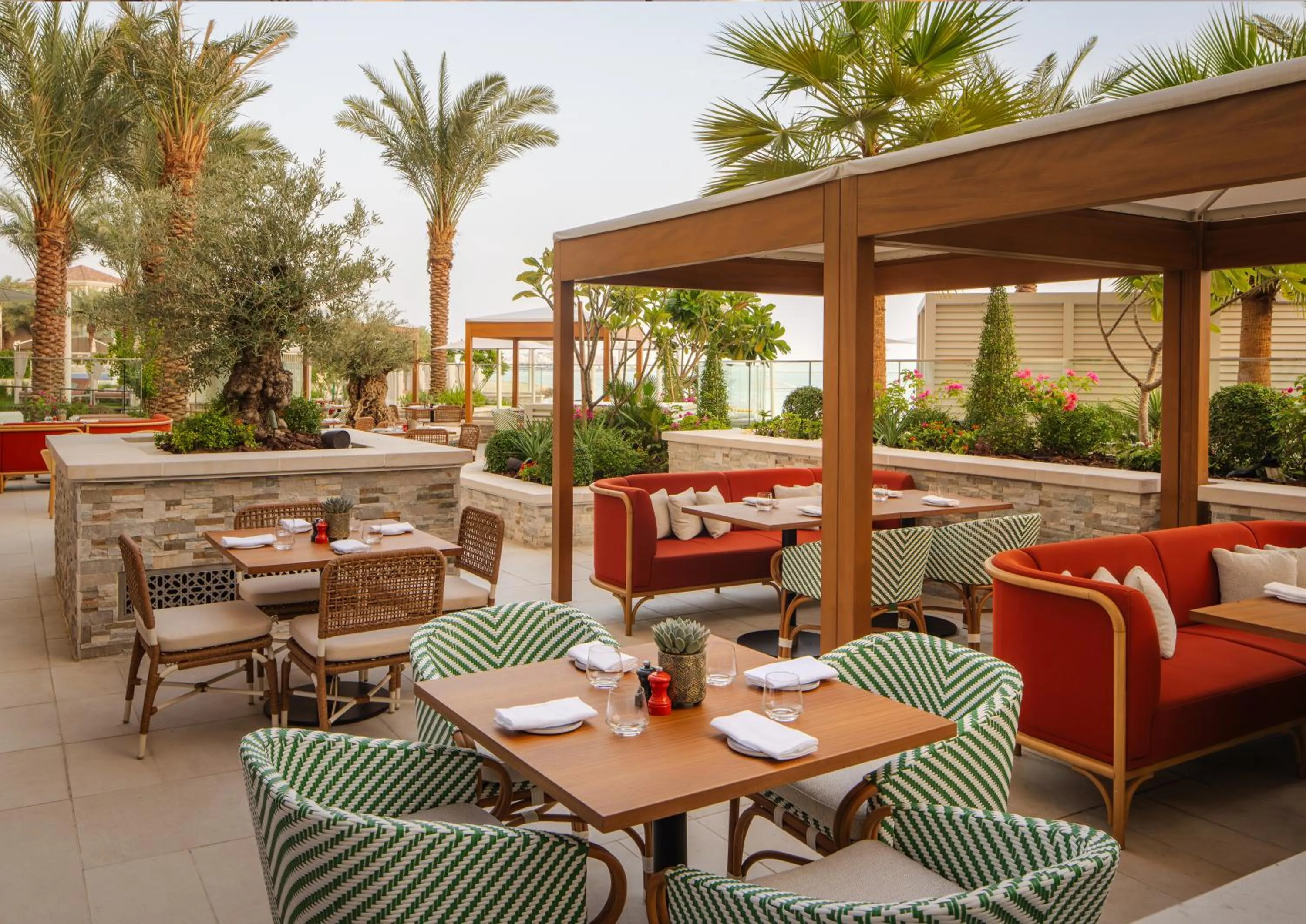 Restaurant/places to eat in Four Seasons Resort and Residences at The Pearl - Qatar