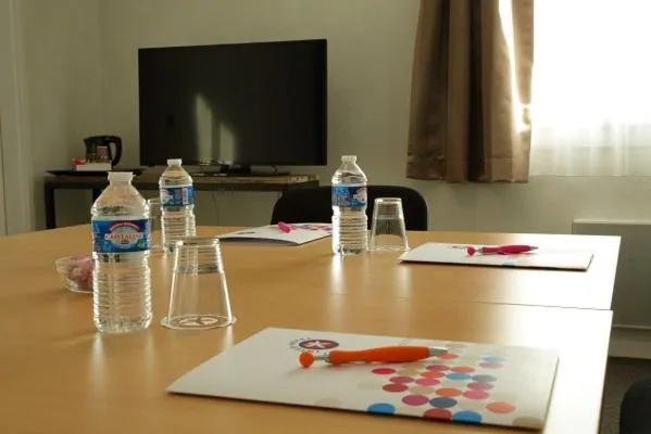 Meeting/conference room in The Originals City, Hôtel La Terrasse, Tours Nord