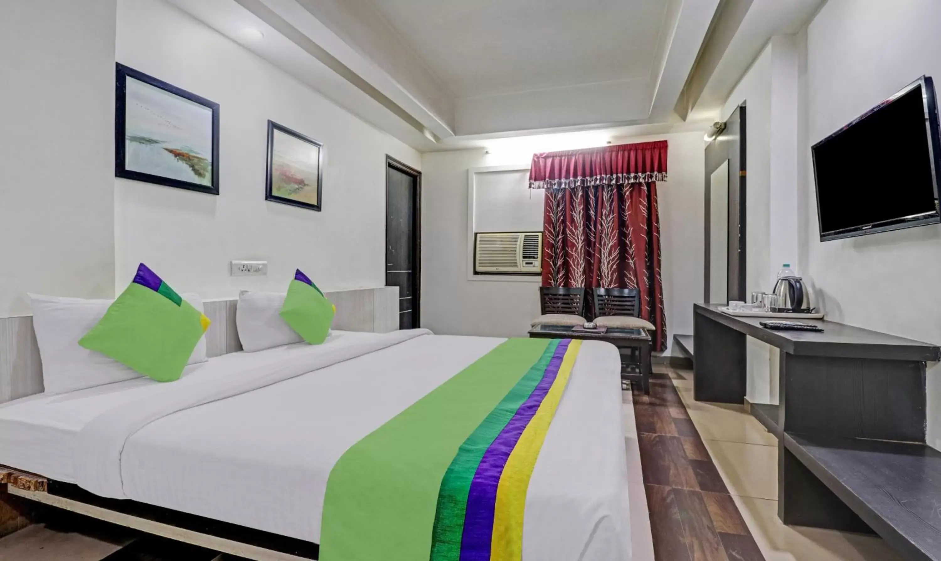 Standard Double Room - single occupancy in Treebo Mohit Regency Standard Double Room - single occupancy in Treebo Mohit Regency