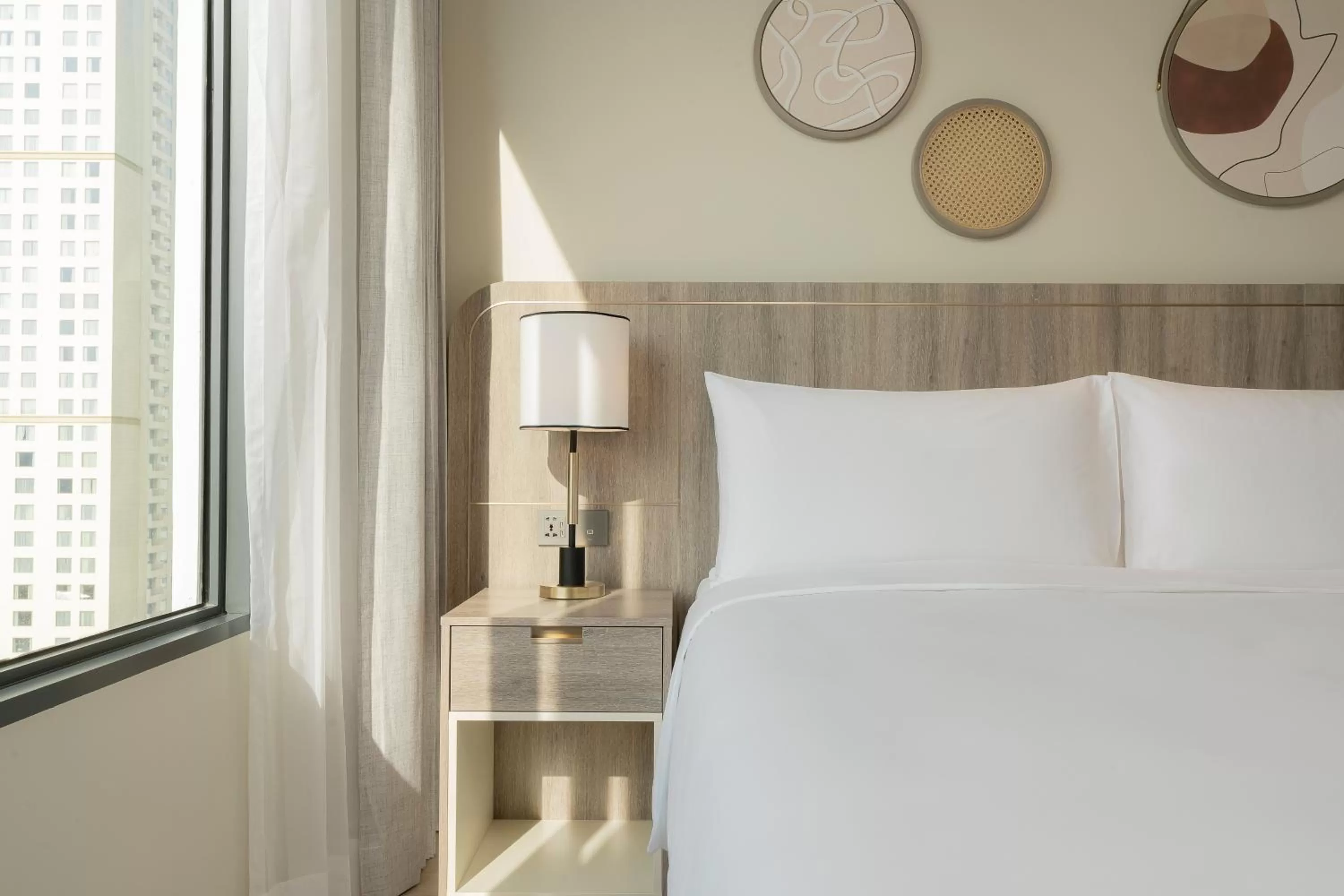 Bed in Staybridge Suites Bangkok Sukhumvit by IHG