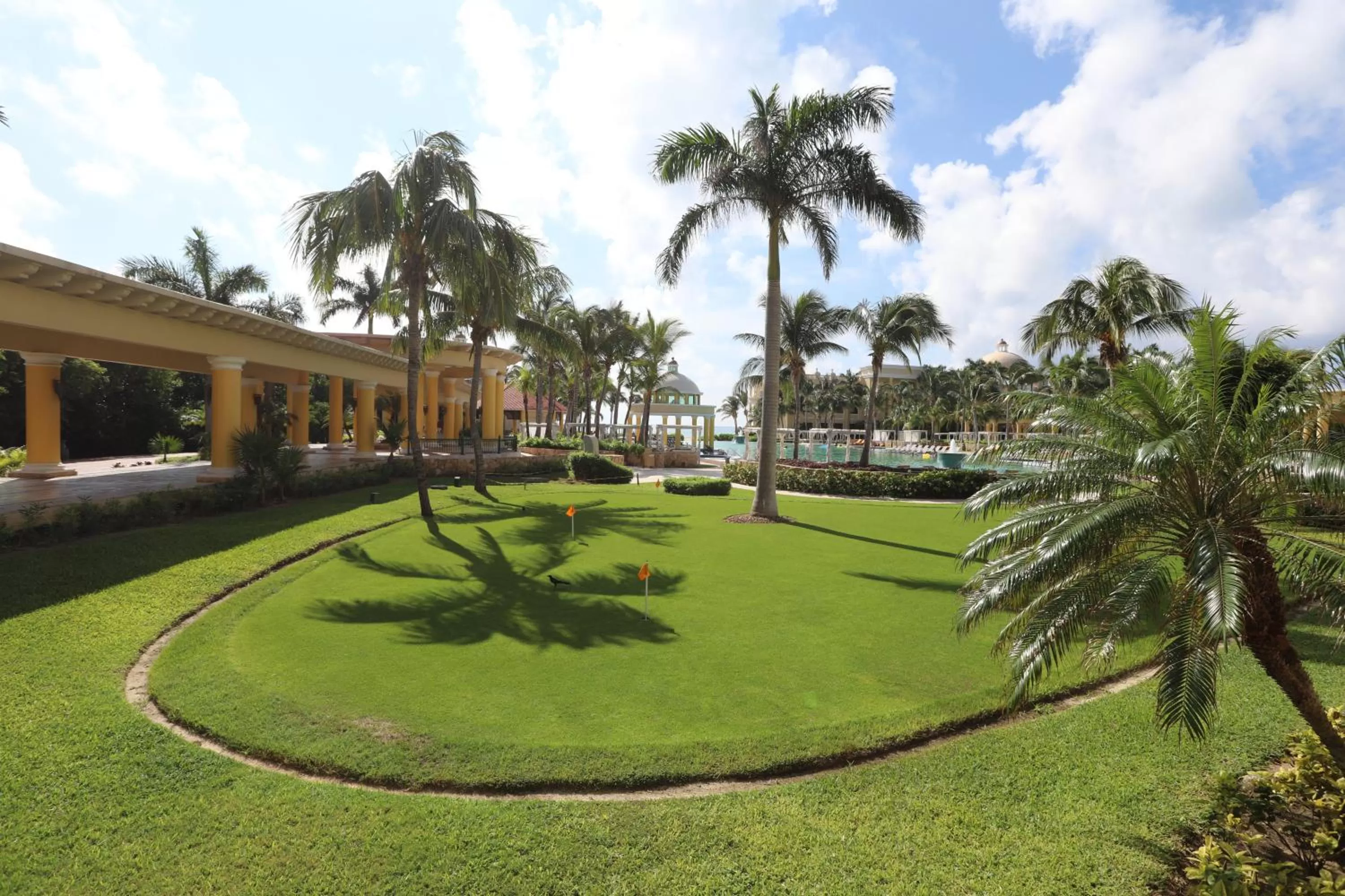 Garden in JOIA Paraiso by Iberostar - Adults Only All Inclusive Resort