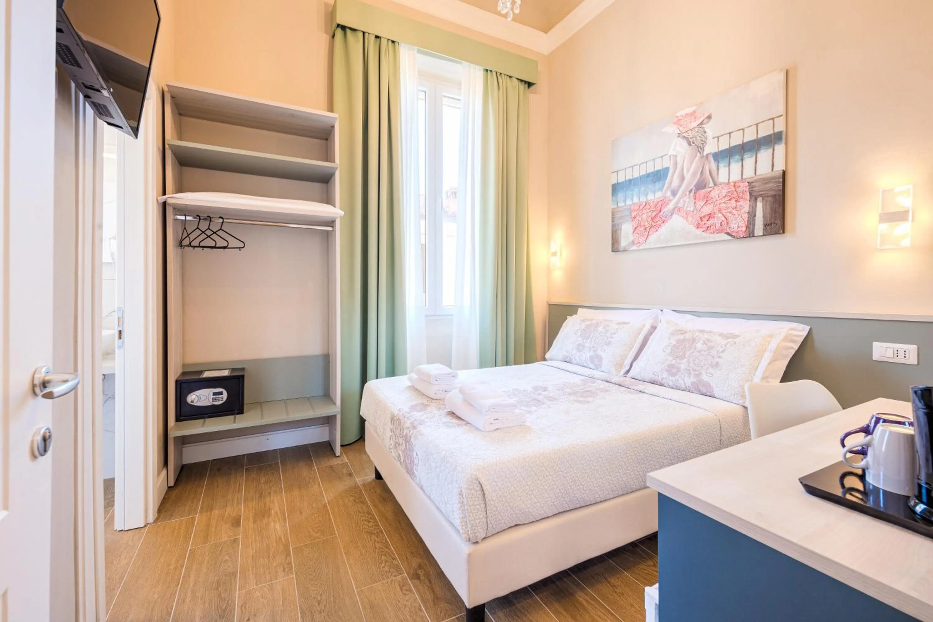 Bedroom, Bed in Hotel Bijou Roof Terrace