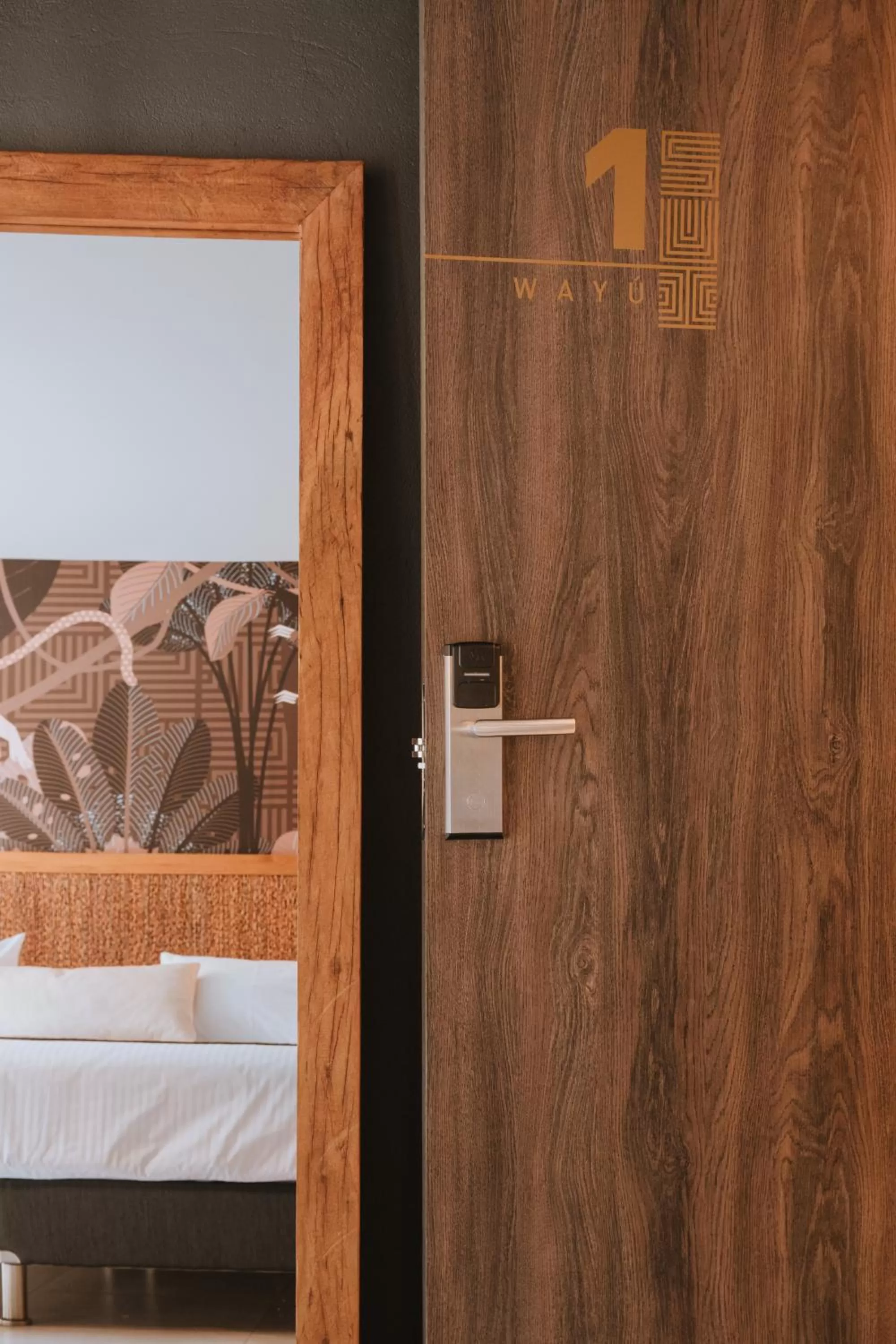 Decorative detail in Sui Posada Boutique