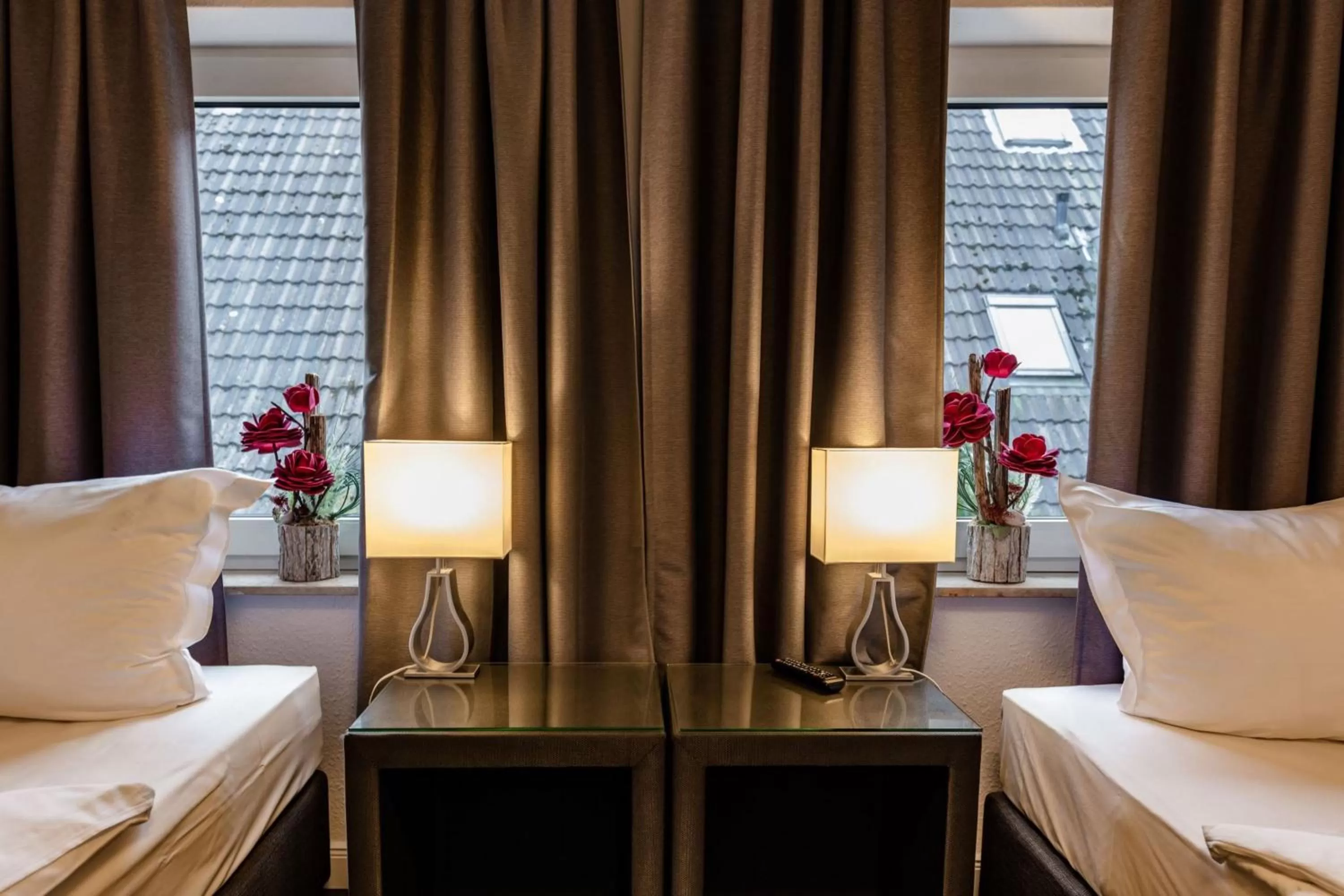 Bed in Hotel Zum Zeppelin Hamburg