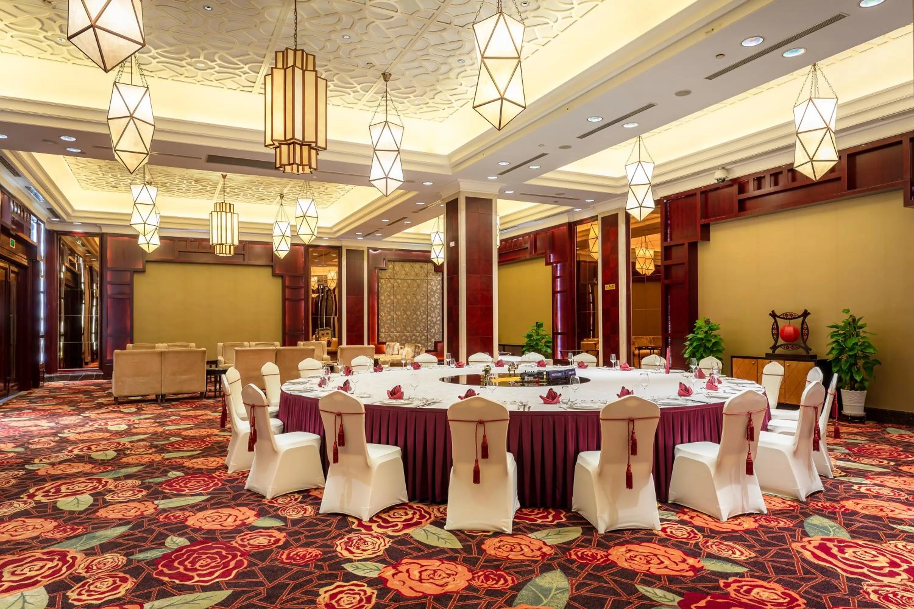 Banquet/Function facilities in Your World International Conference Centre Hotel