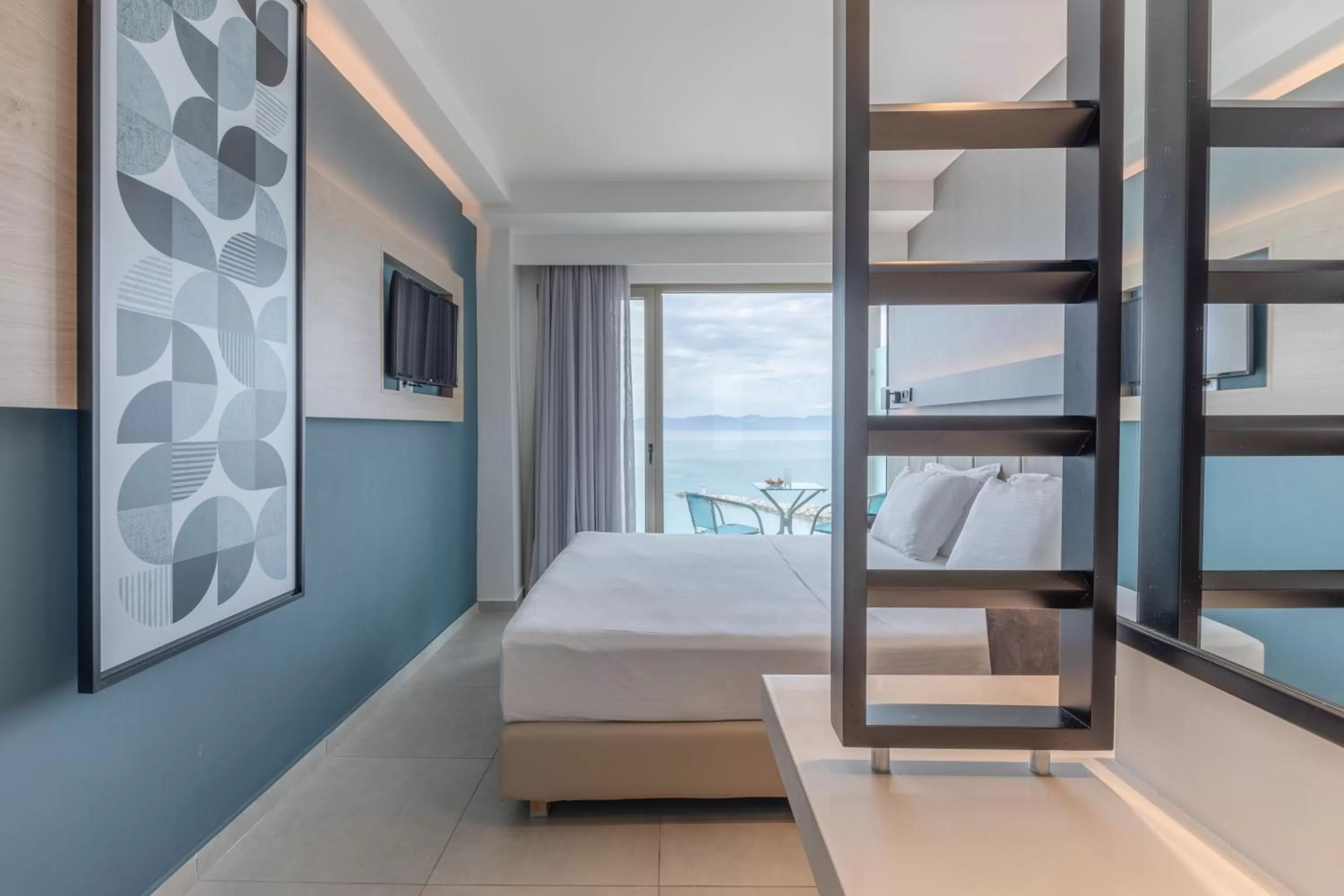 Bed in Hotel Avra by Smile hotels - Free Airport Shuttle