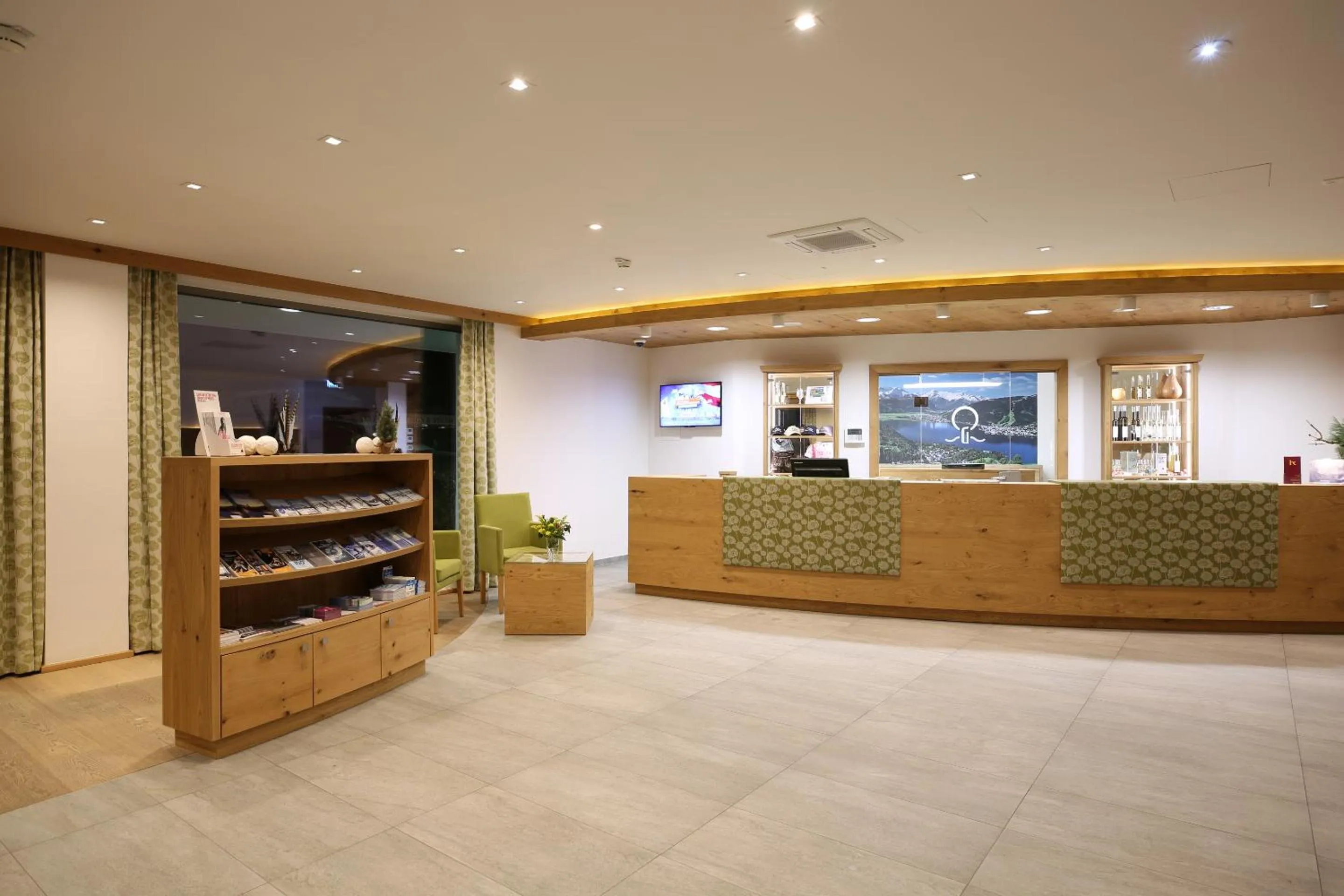 Lobby or reception in Hotel Grüner Baum