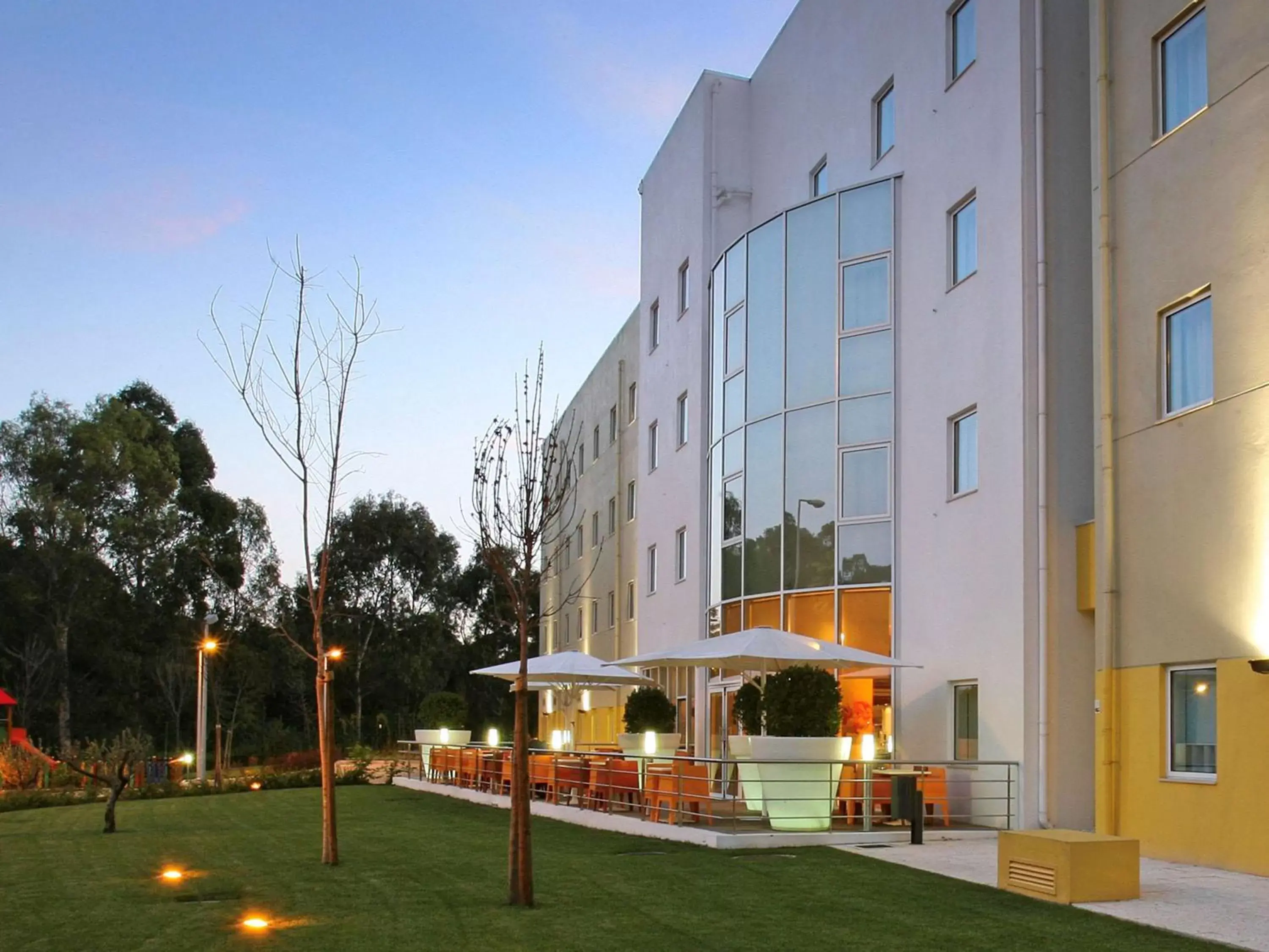 Hotel ibis Lisboa Alfragide Hotel ibis Lisboa Alfragide