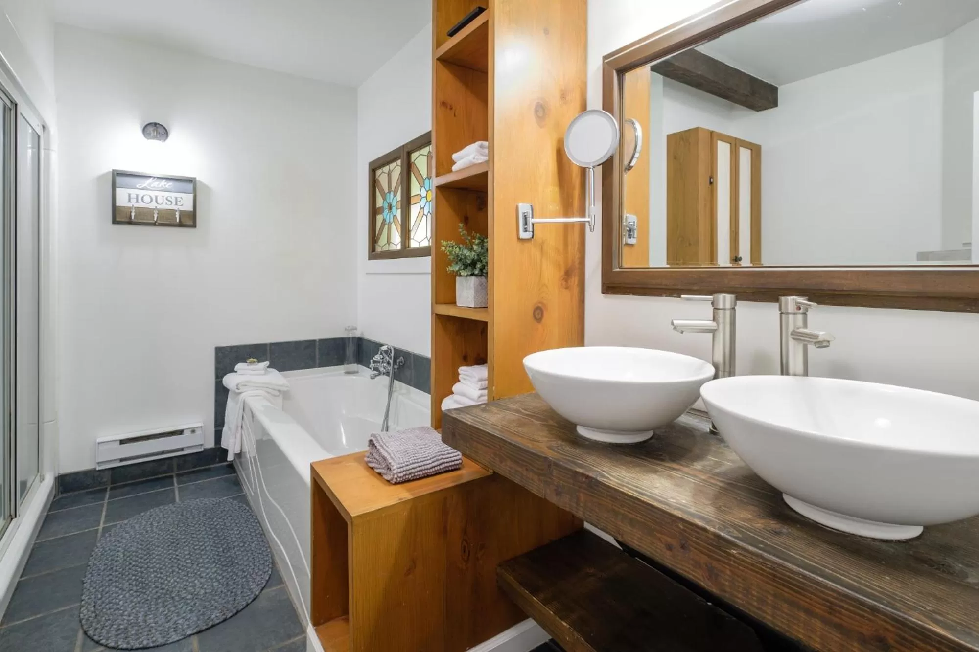 Bathroom in Bramblebank Cottages