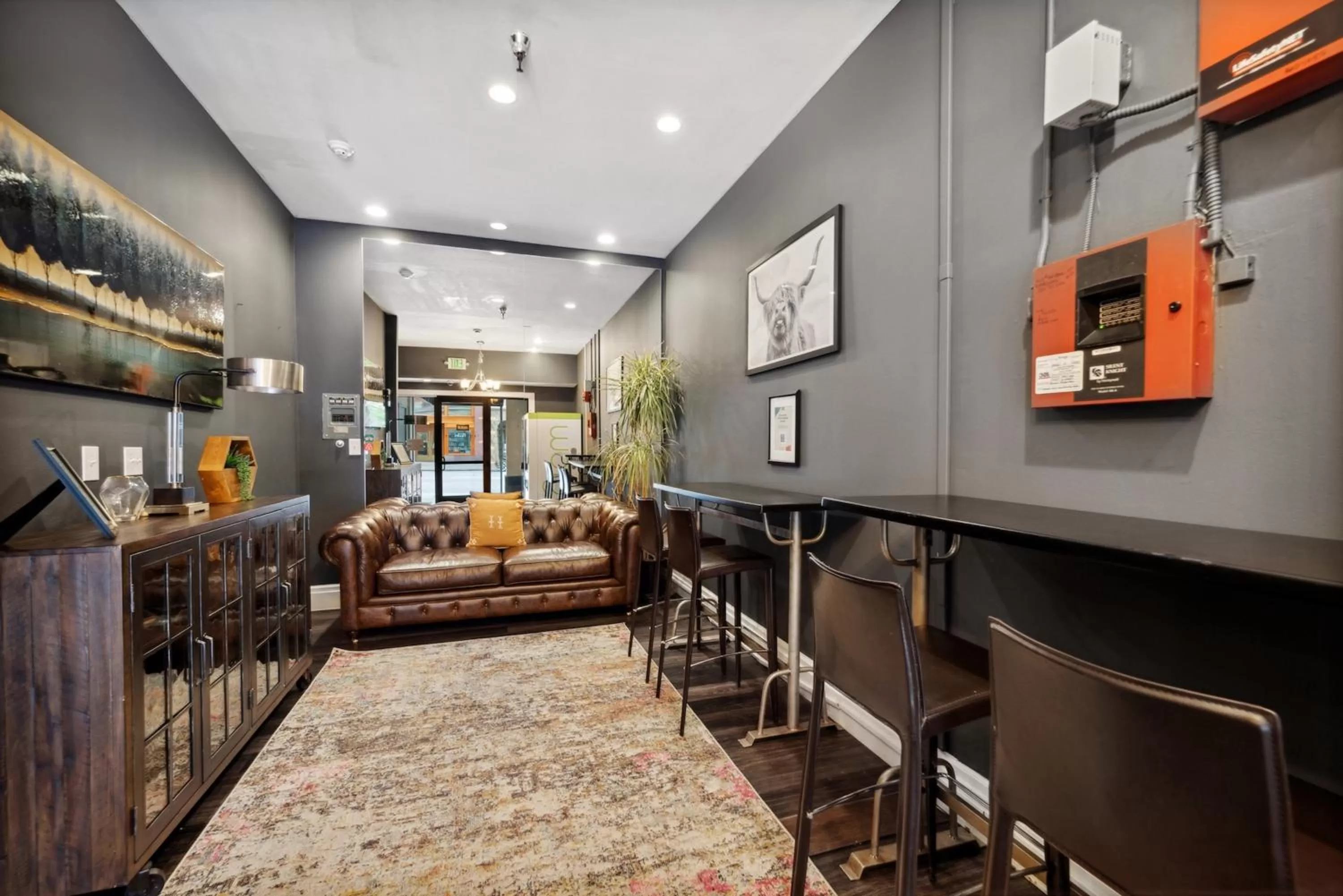 Lobby or reception in Kasa The Oxford Apartments Seattle