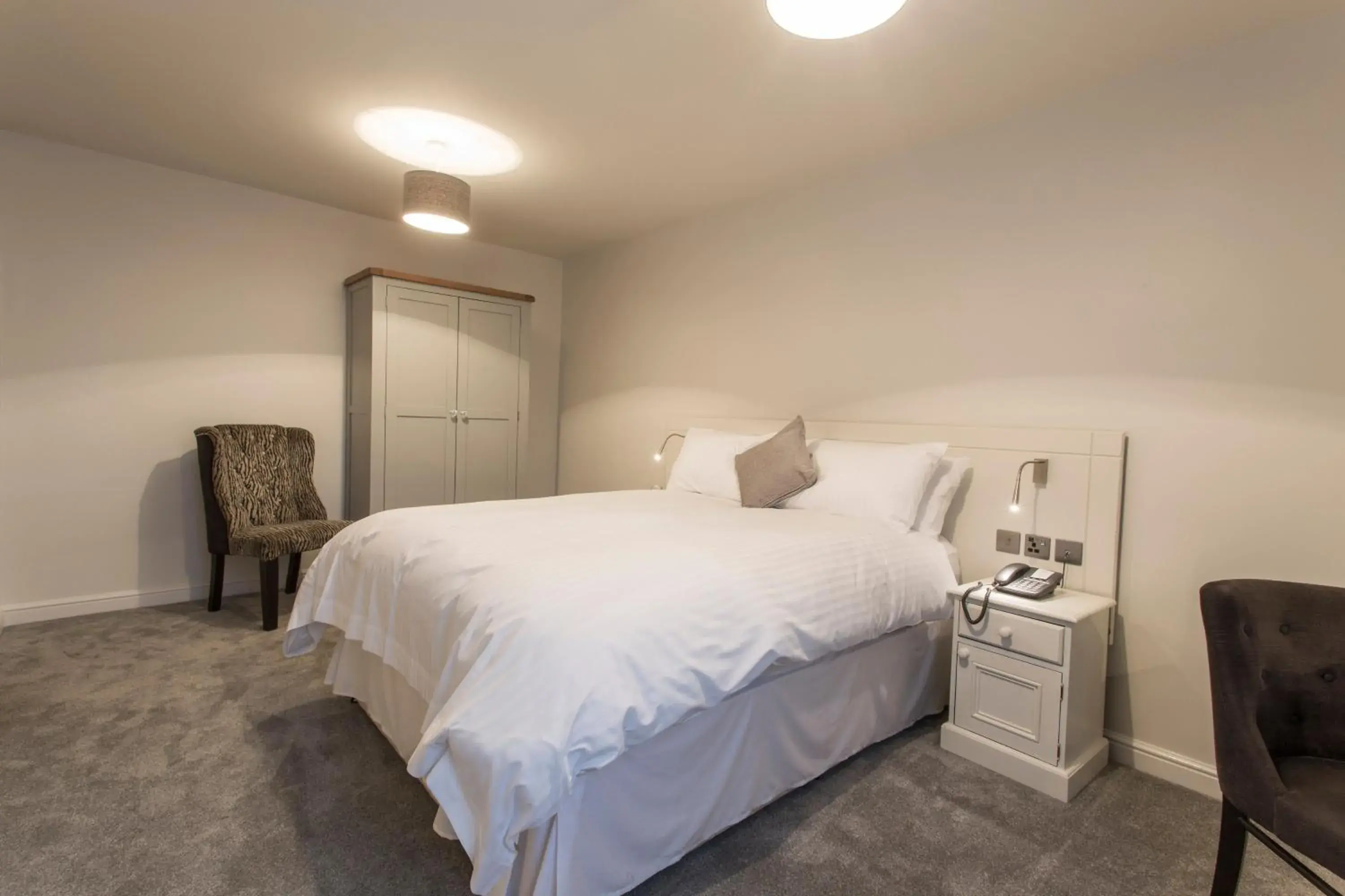 The White Hart Hotel The White Hart Hotel