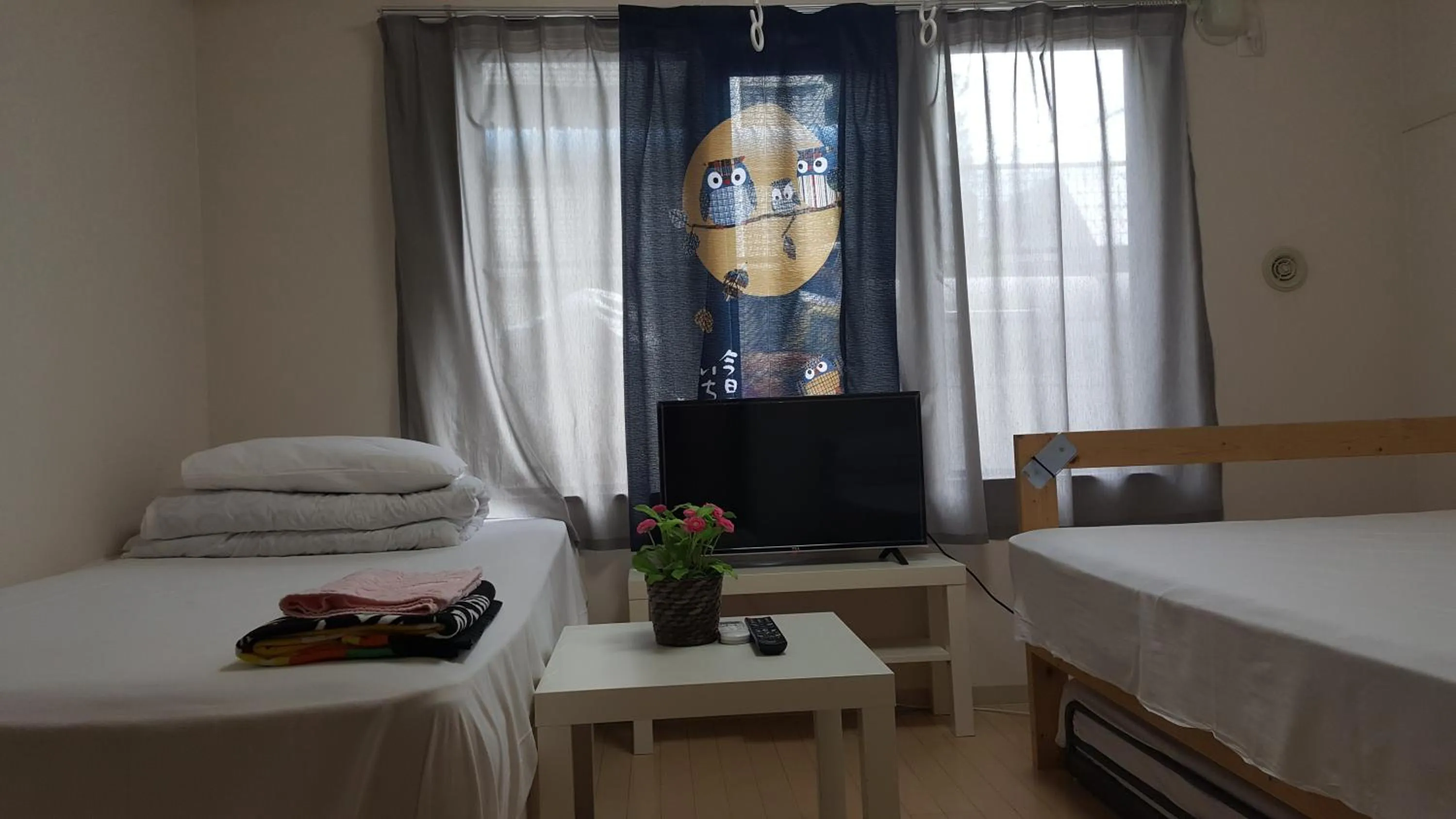 Bed in Sophiearth Apartment